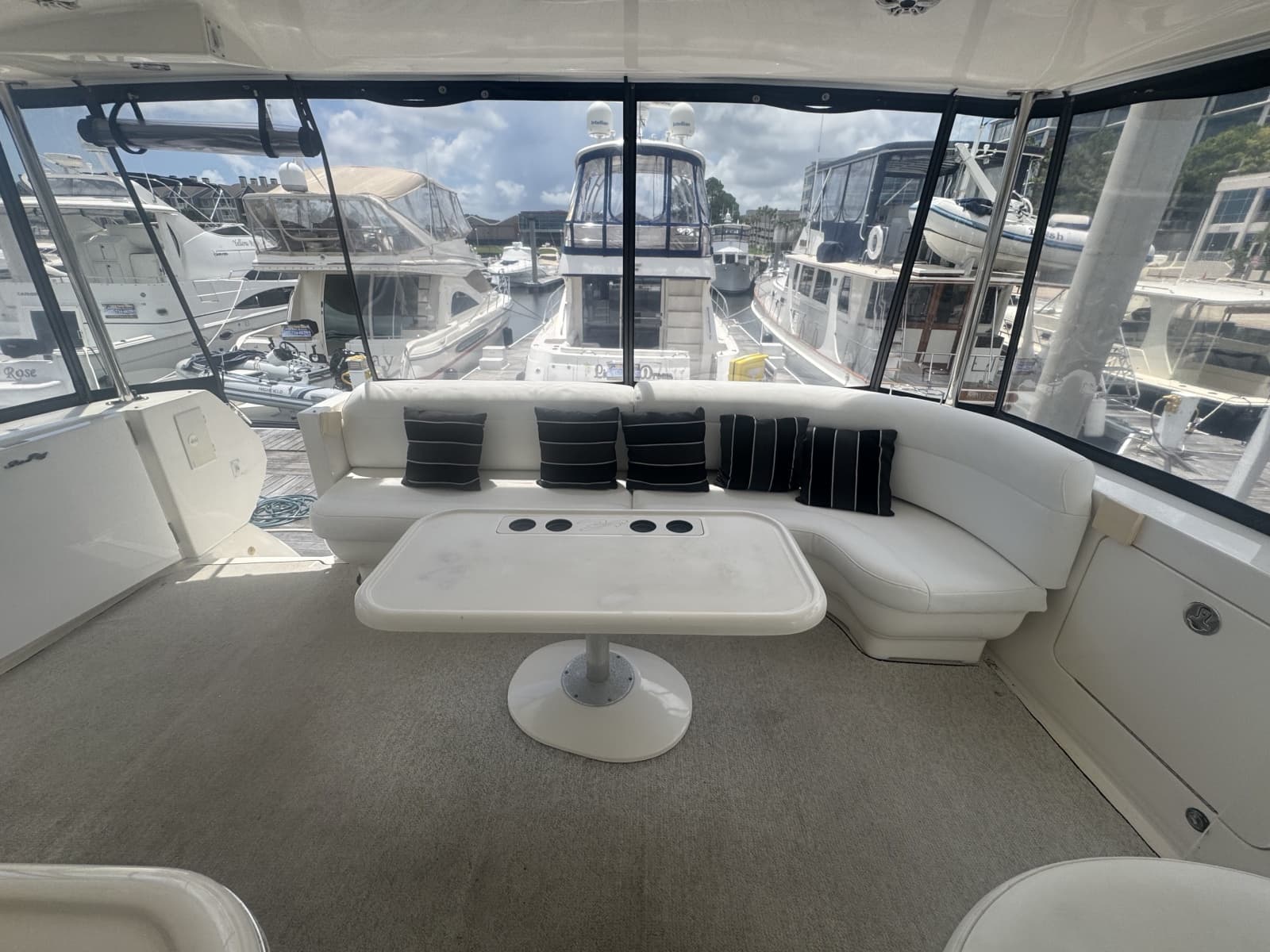 2003 Sea Ray 480 Motor Yacht