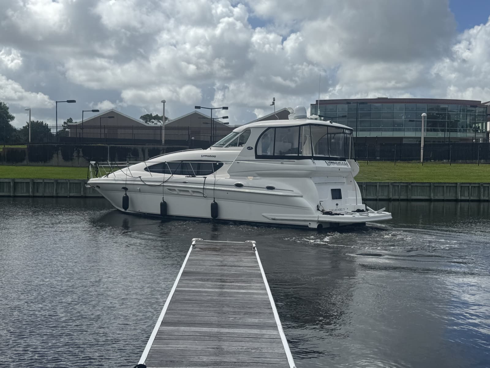 2003 Sea Ray 480 Motor Yacht