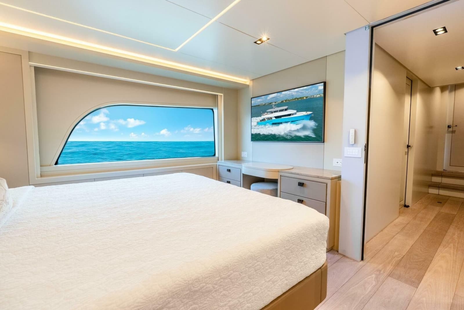2019 Van der Valk LeVen 90