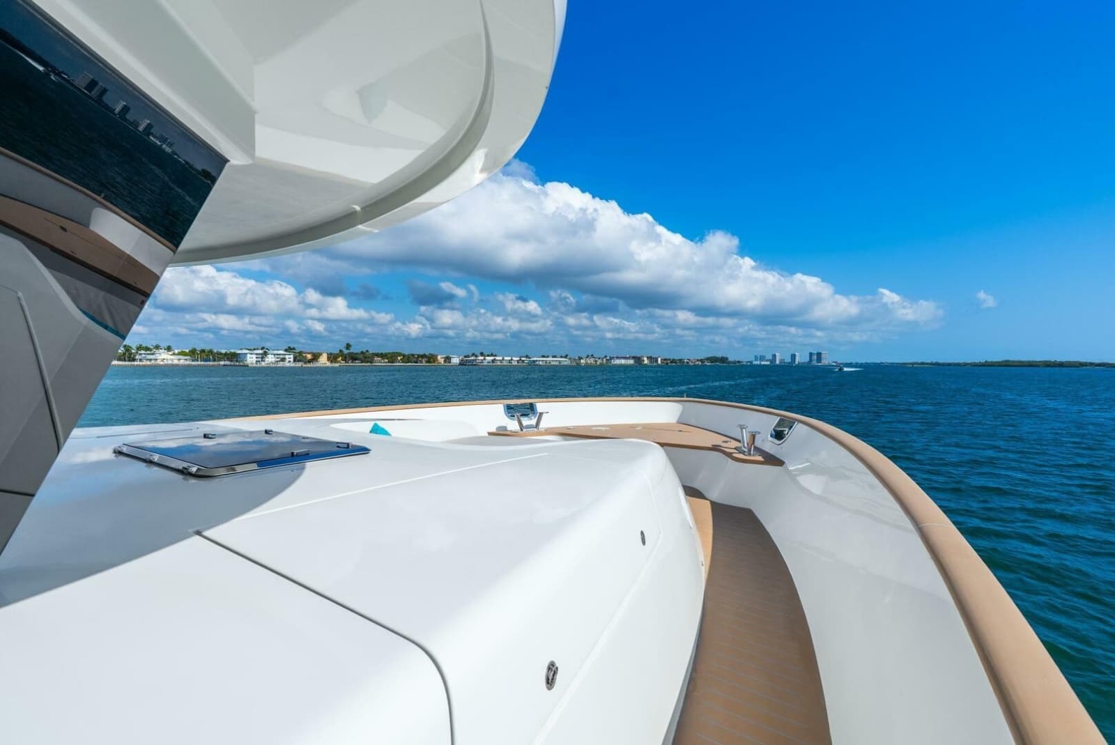 2019 Van der Valk LeVen 90