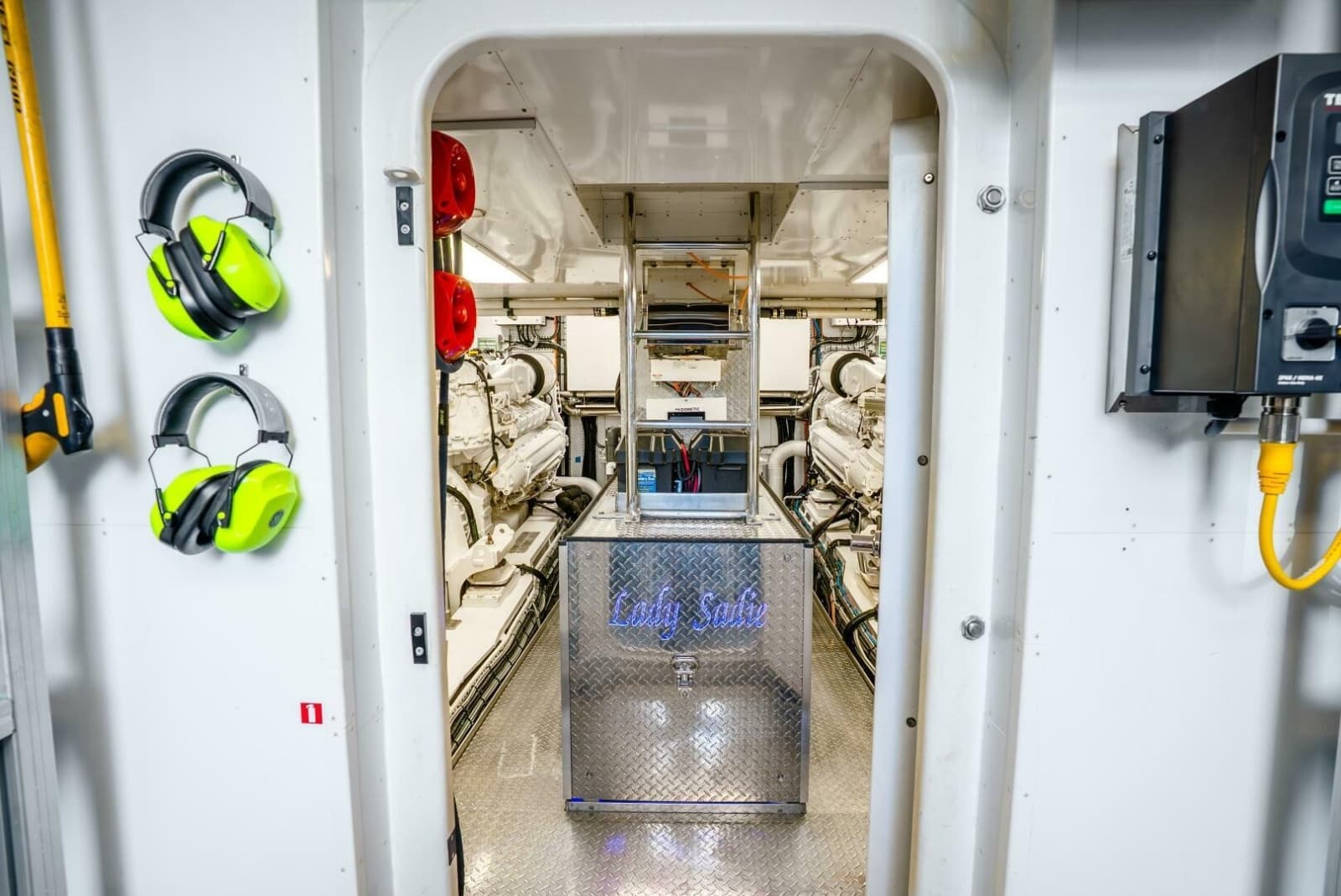 2019 Van der Valk LeVen 90