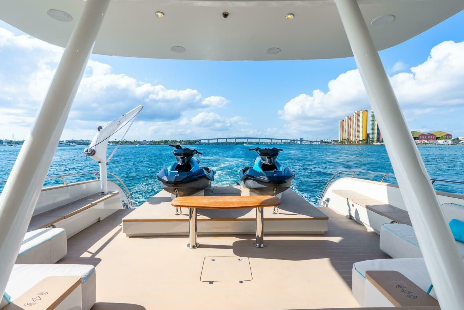 2019 Van der Valk LeVen 90