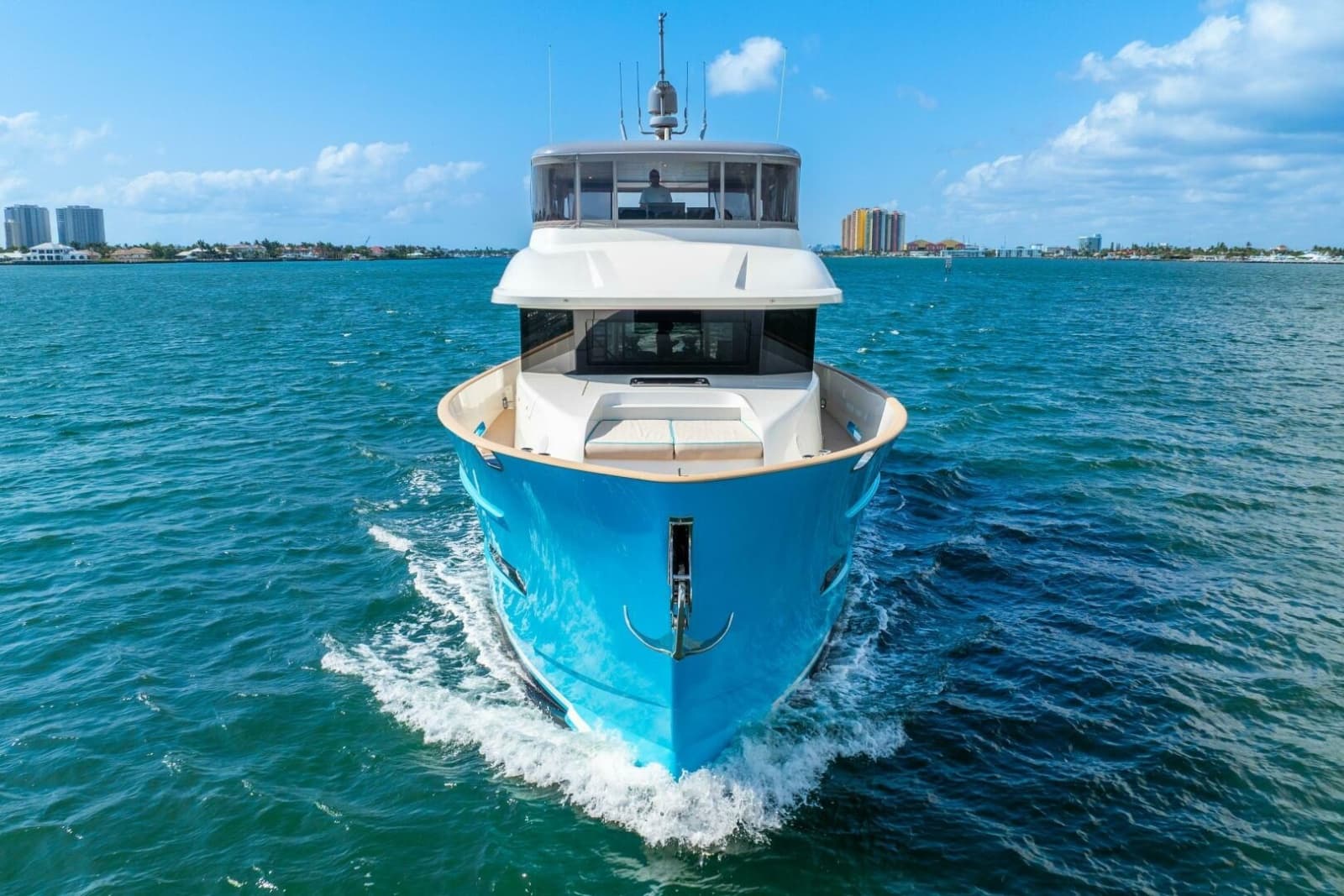 2019 Van der Valk LeVen 90
