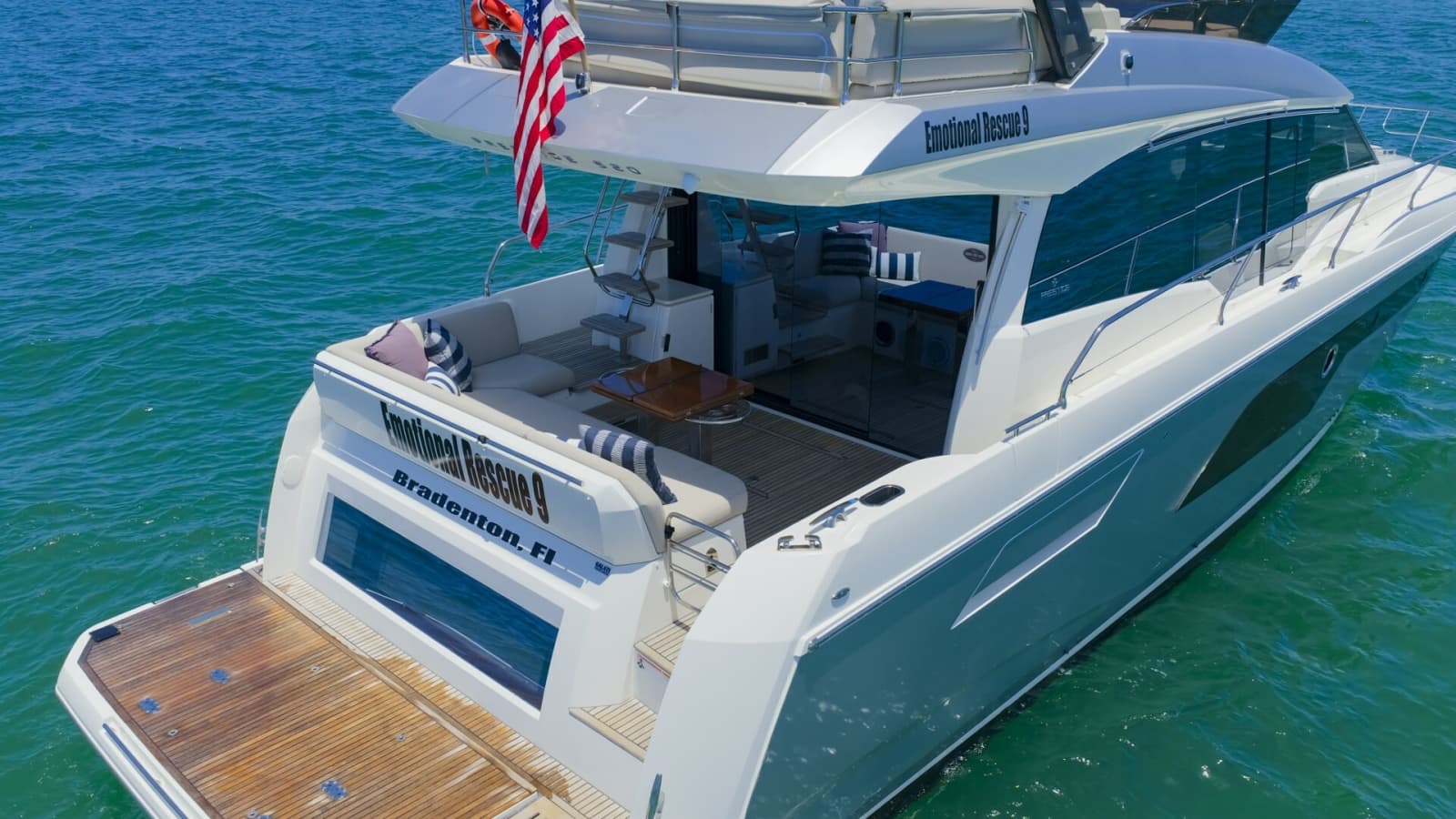 2022 Prestige 520 Fly