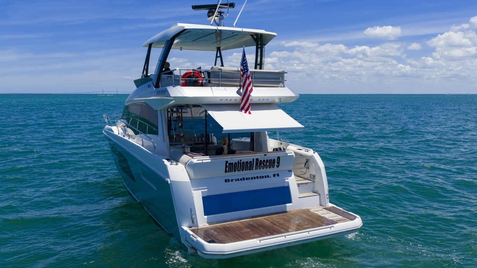 2022 Prestige 520 Fly