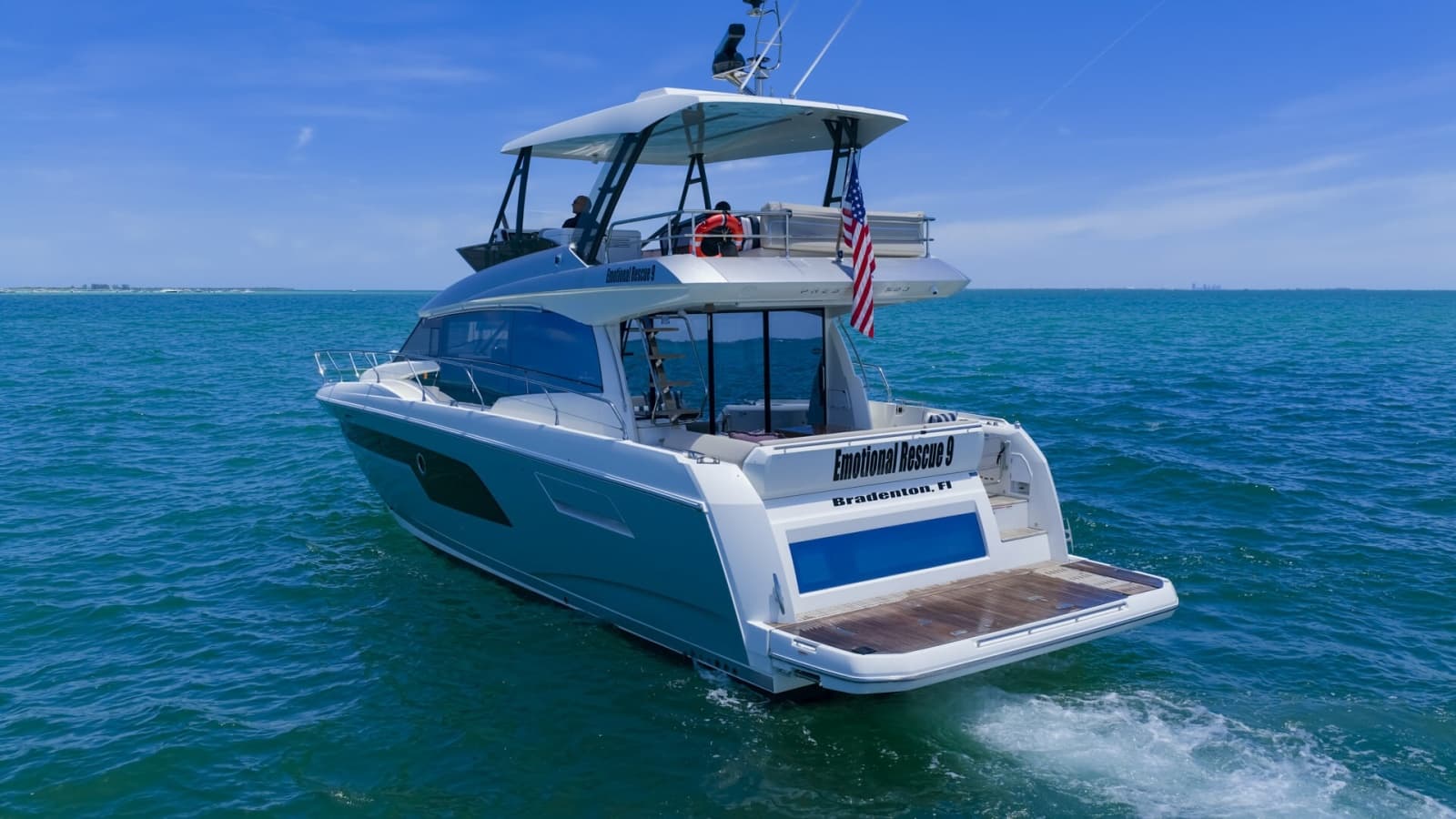 2022 Prestige 520 Fly