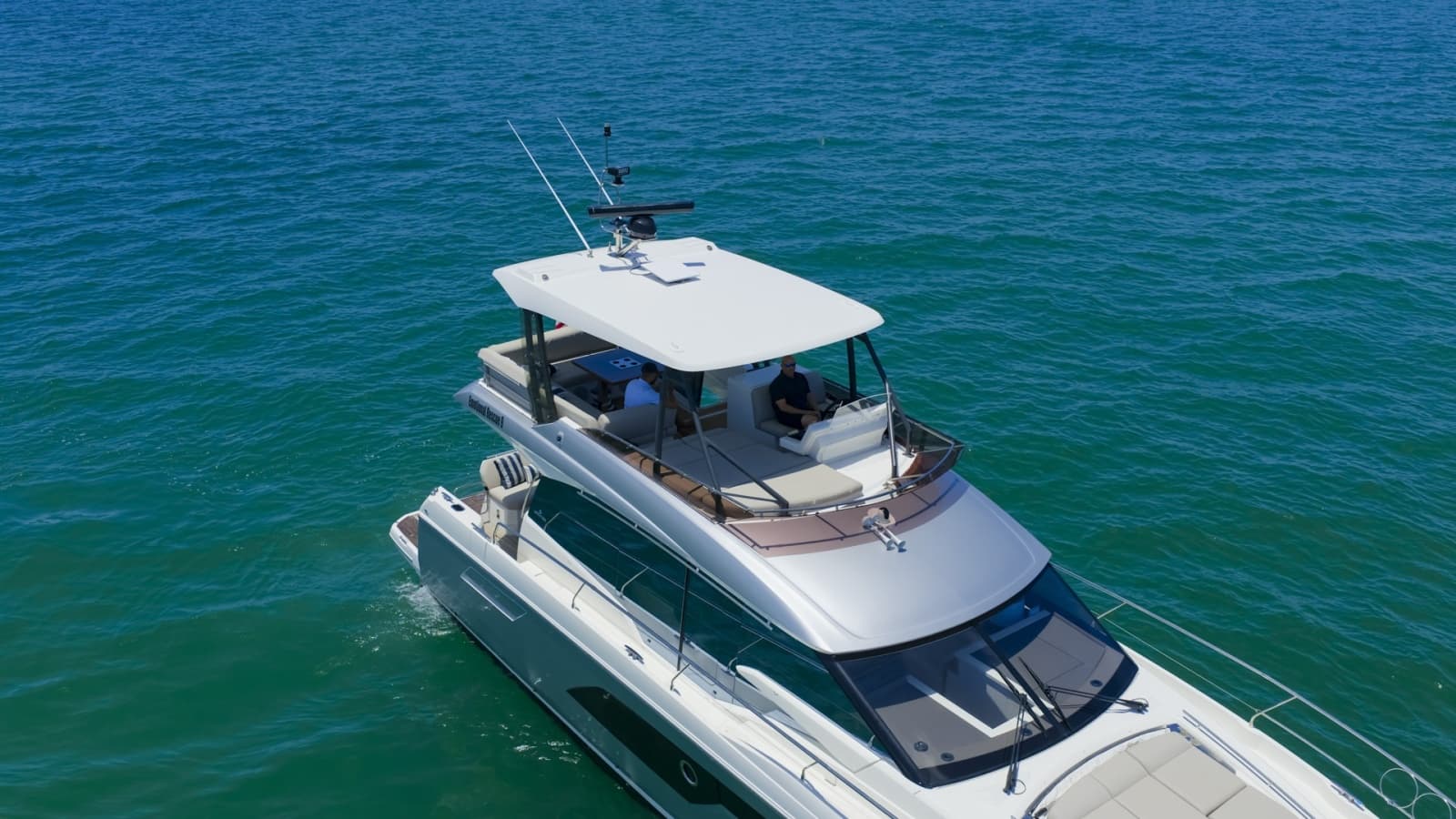 2022 Prestige 520 Fly