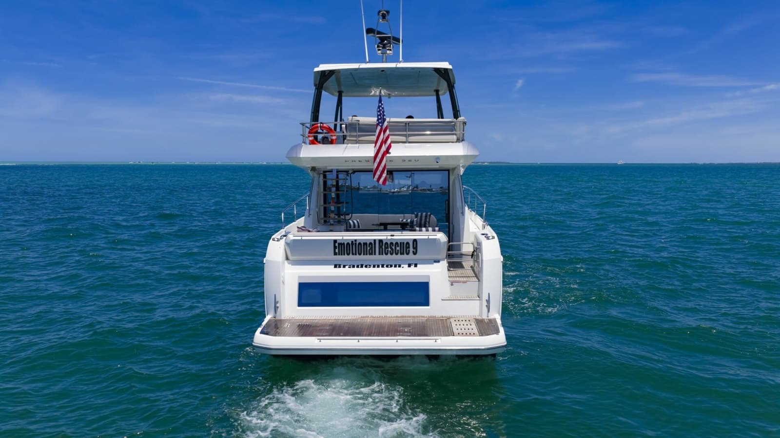 2022 Prestige 520 Fly