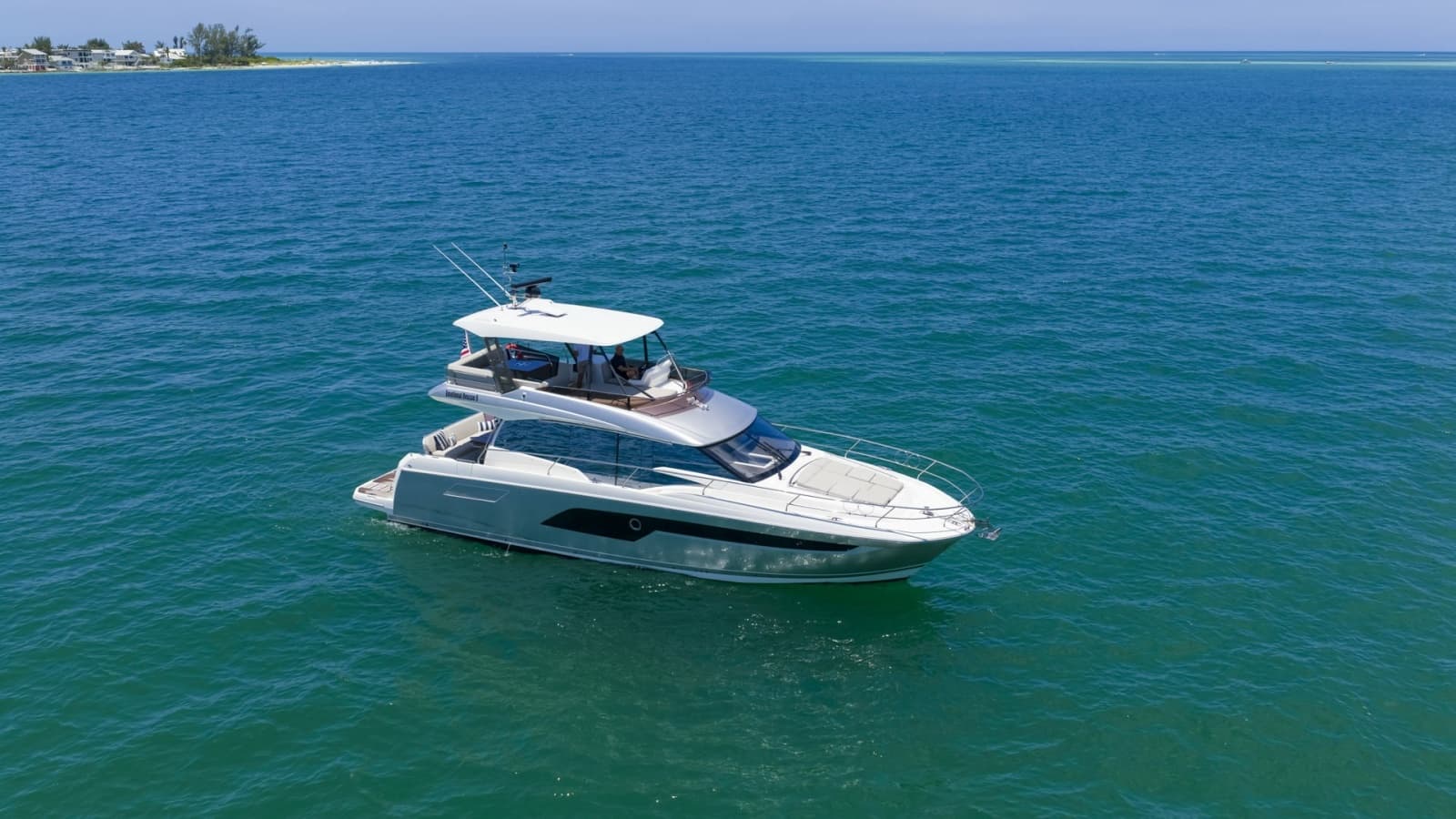 2022 Prestige 520 Fly