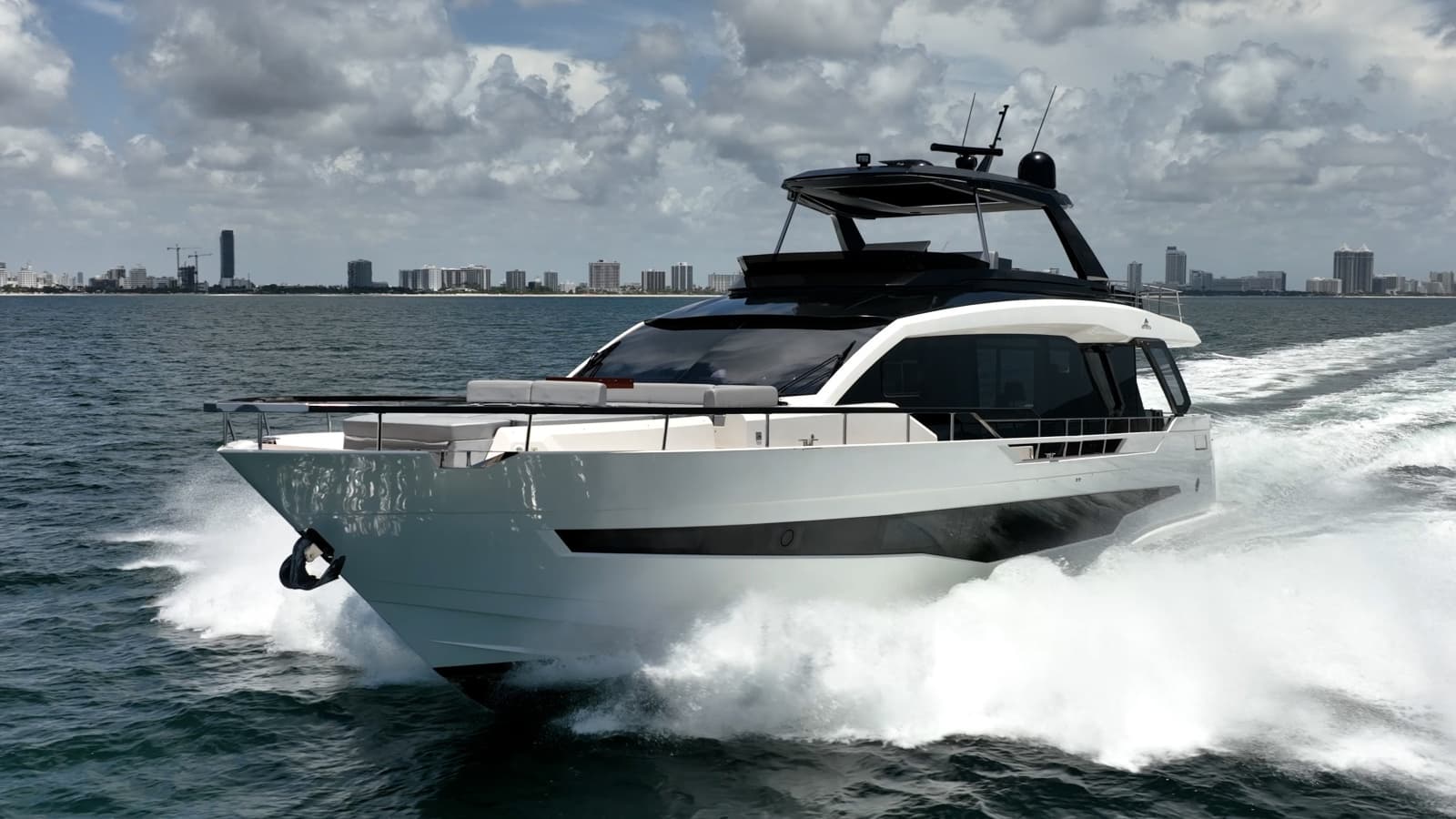2023 Astondoa AS8