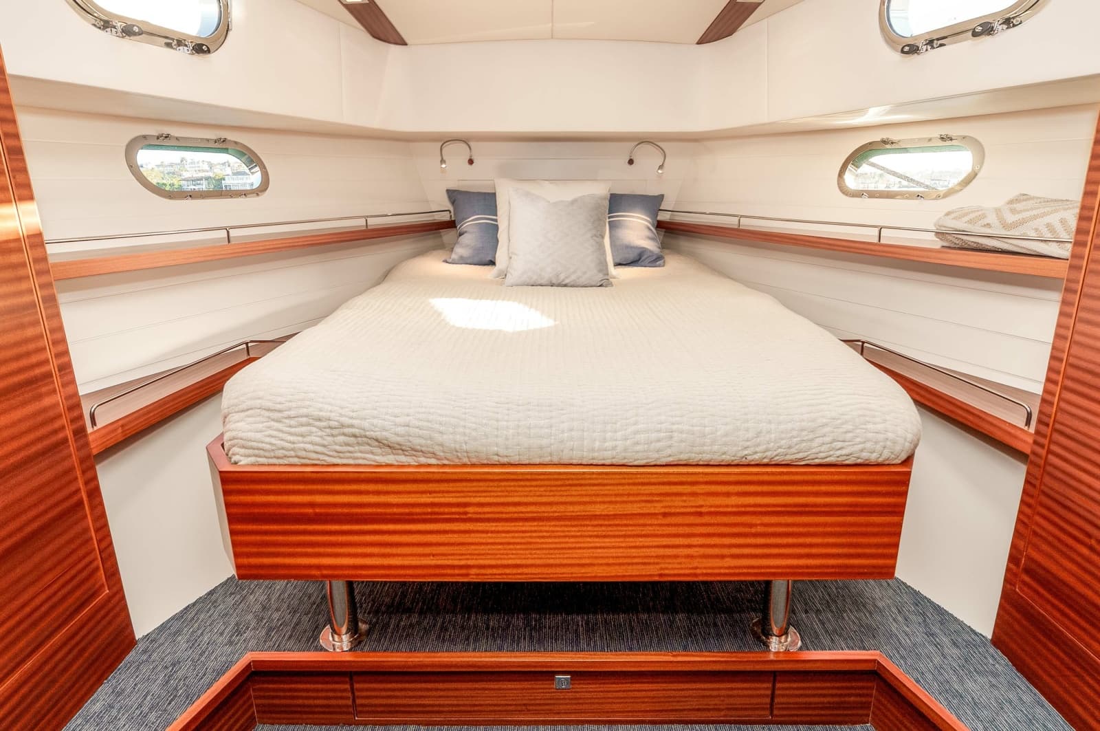 2021 Outback Yachts Outback 50