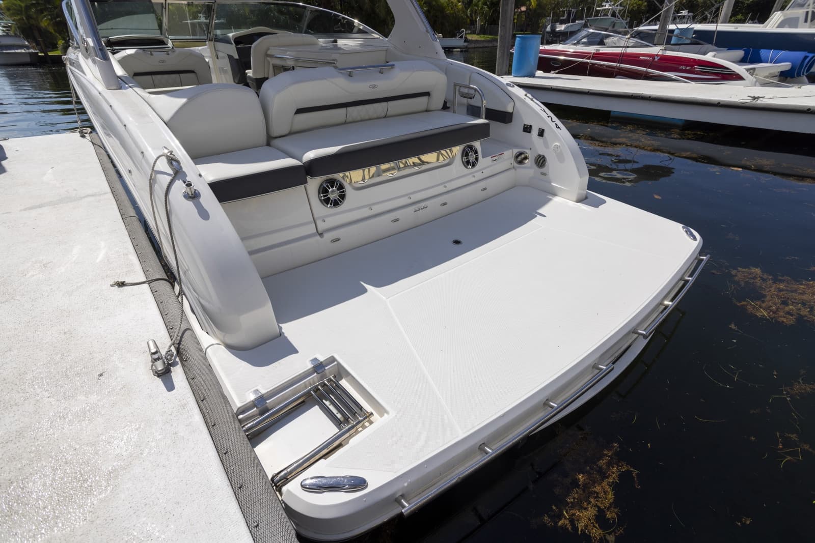 2023 Regal 3300