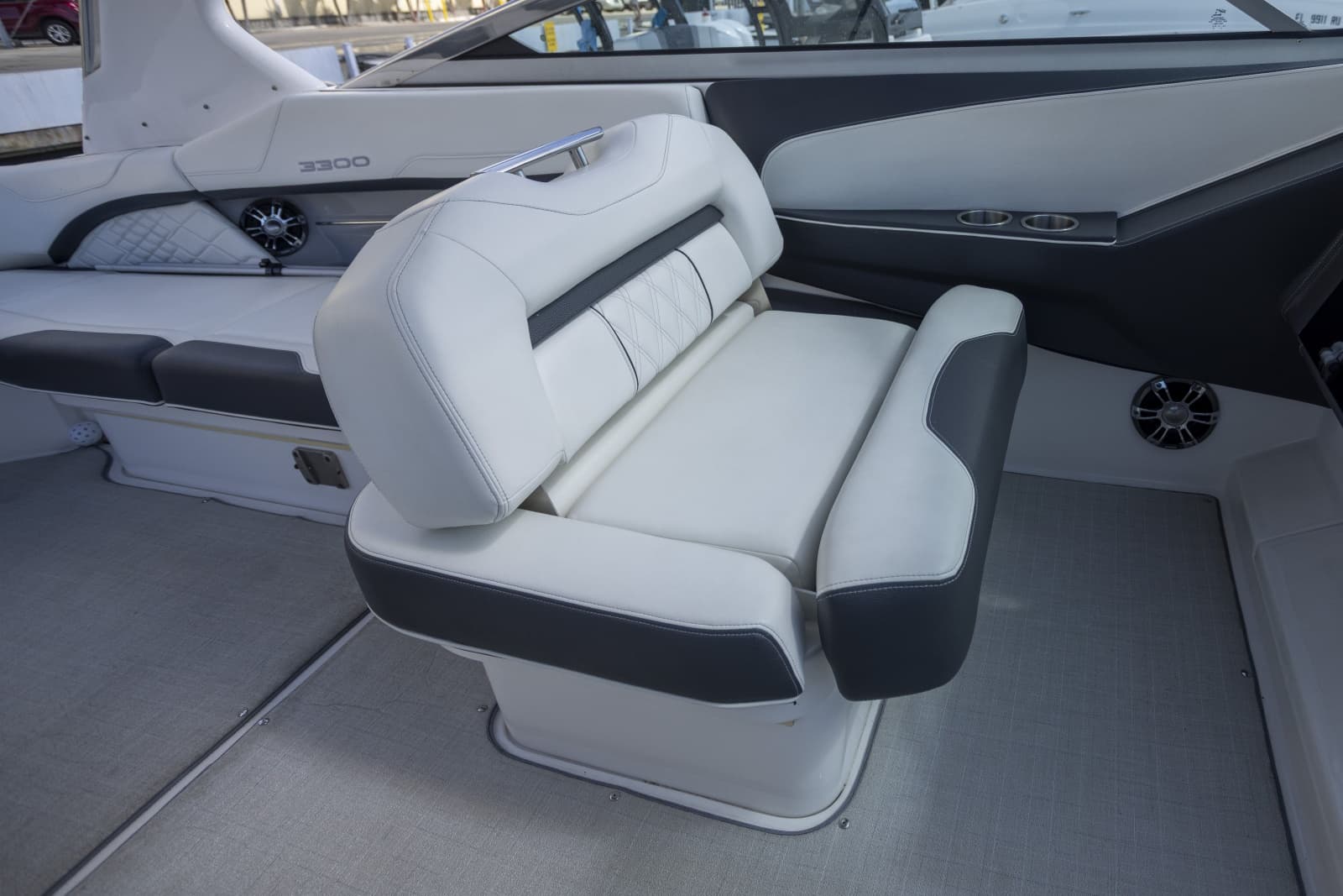 2023 Regal 3300