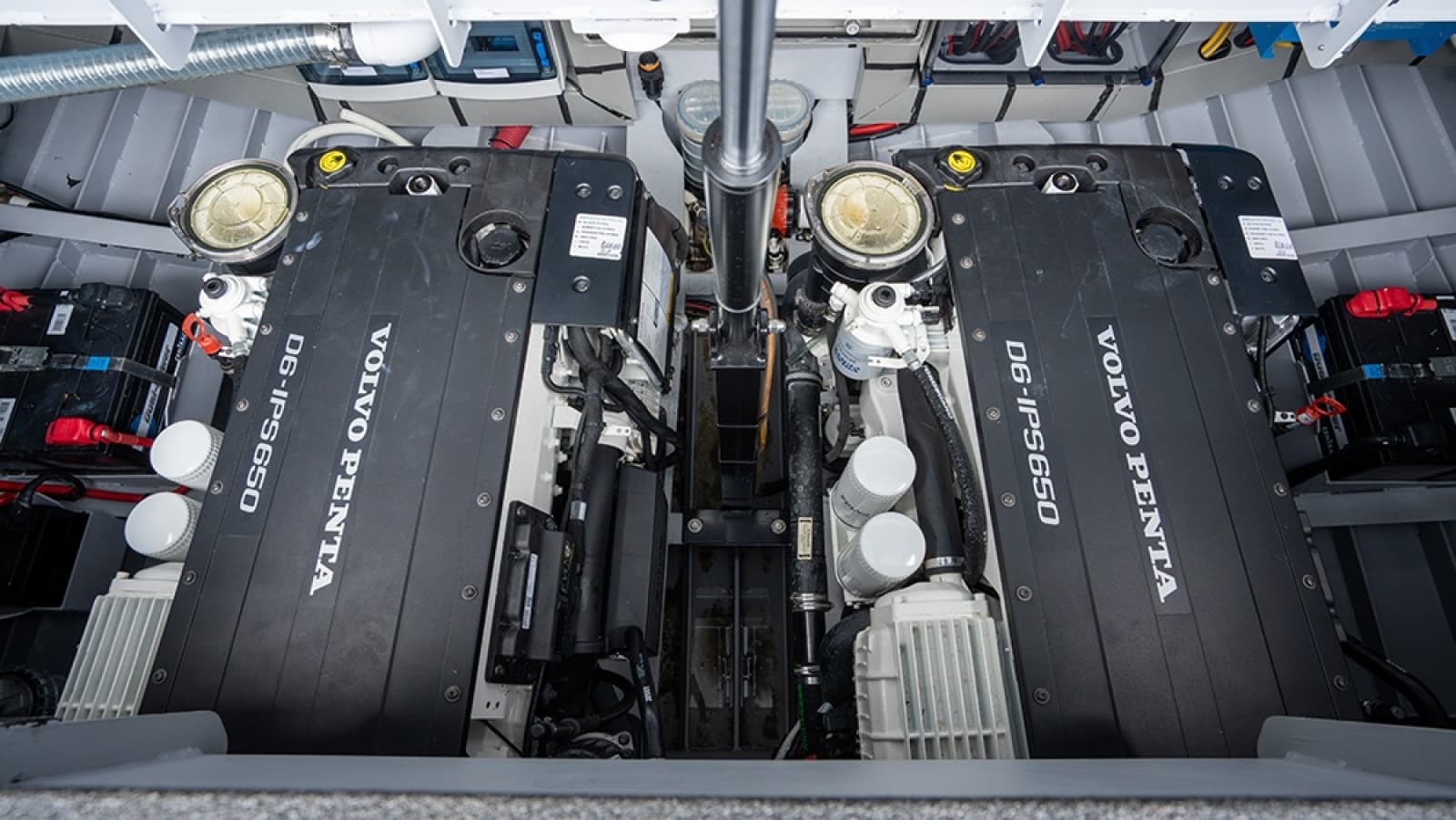 Engine compartment