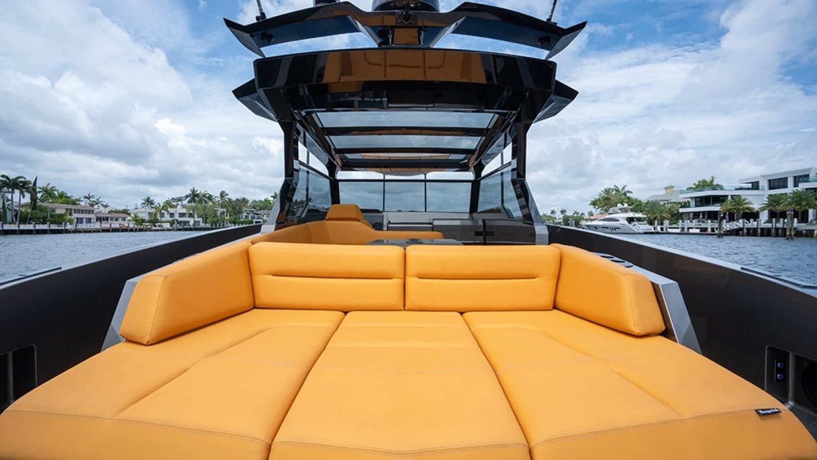 Aft sundeck