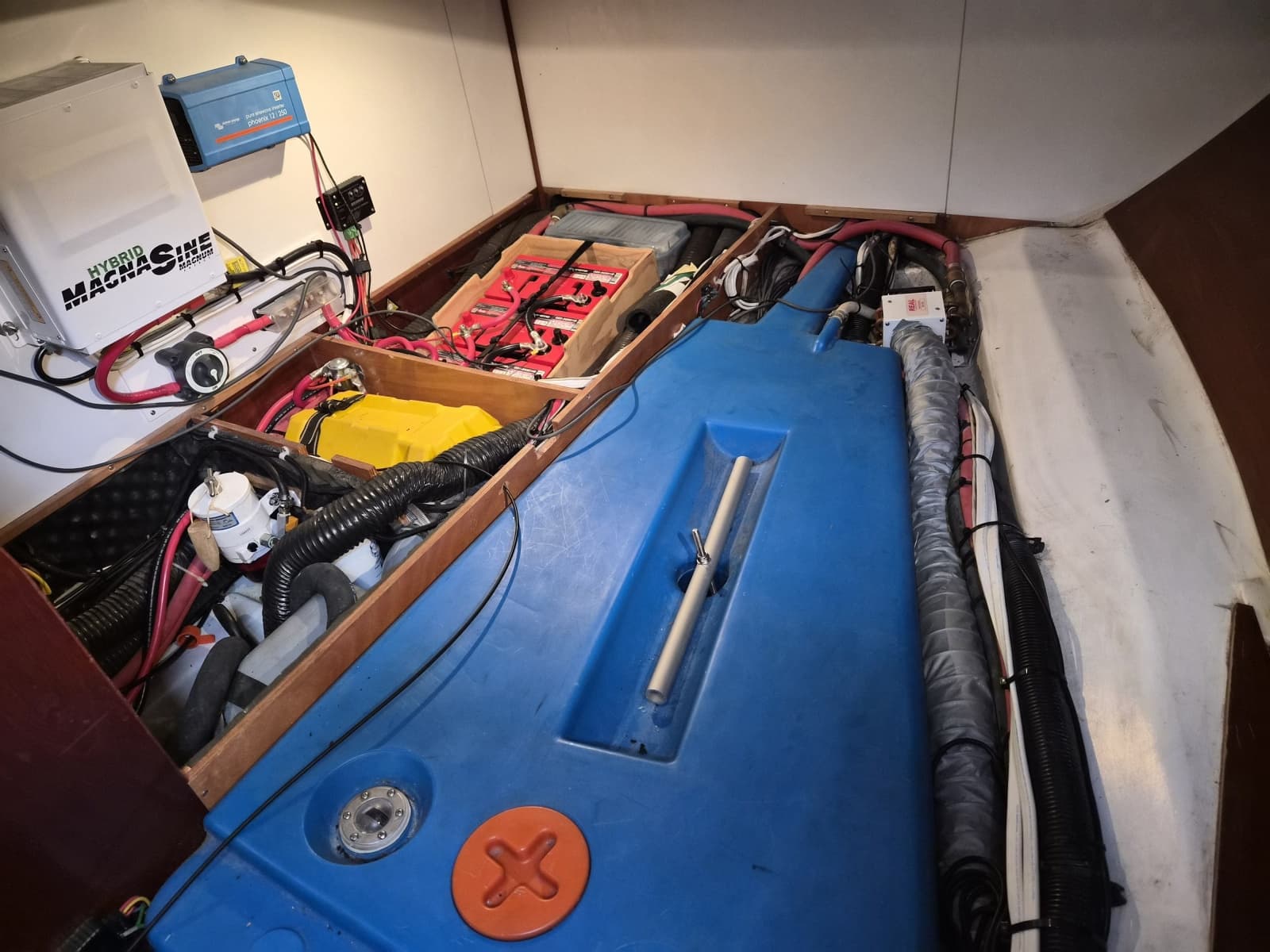 2004 Beneteau 423