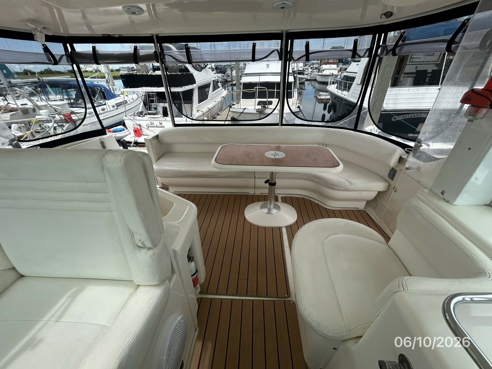 39' Sea Ray sundeck aft