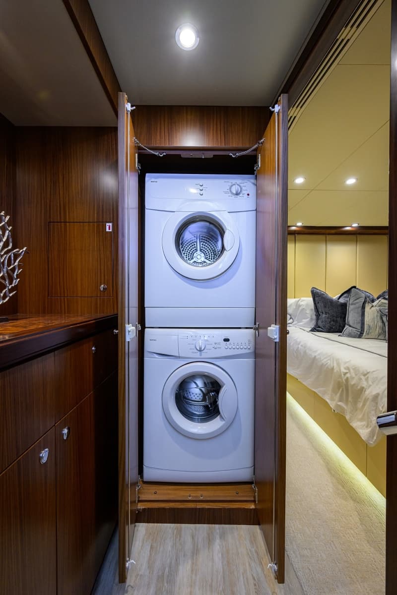 2016 Ocean Alexander 72 Pilothouse