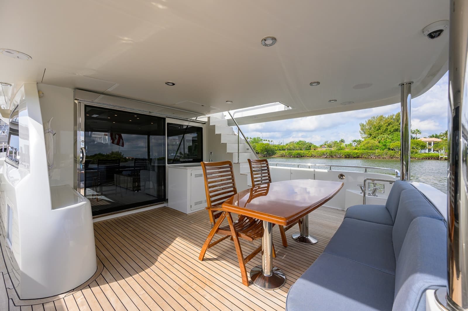 2016 Ocean Alexander 72 Pilothouse