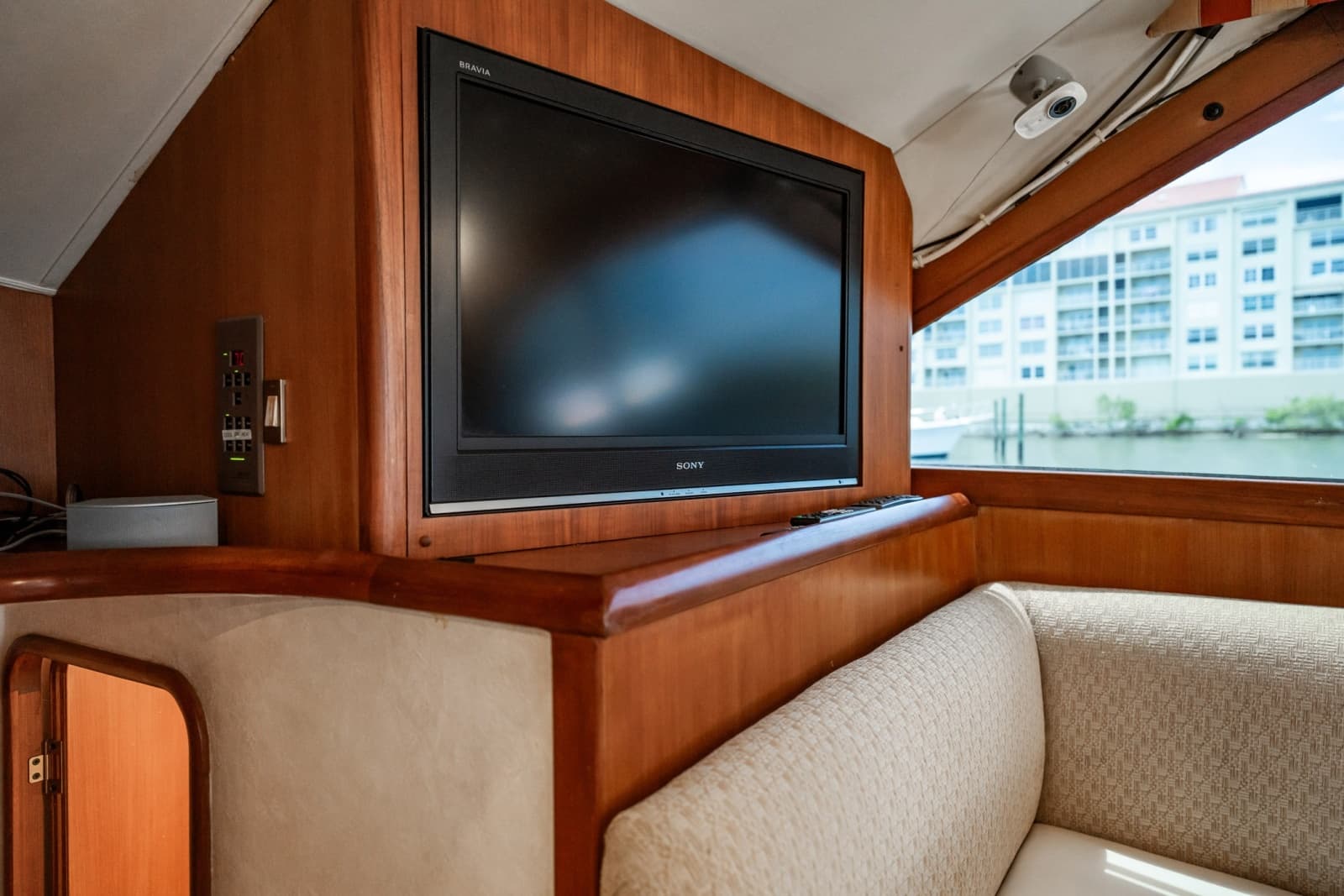 2000 Ocean Yachts 43 Super Sport