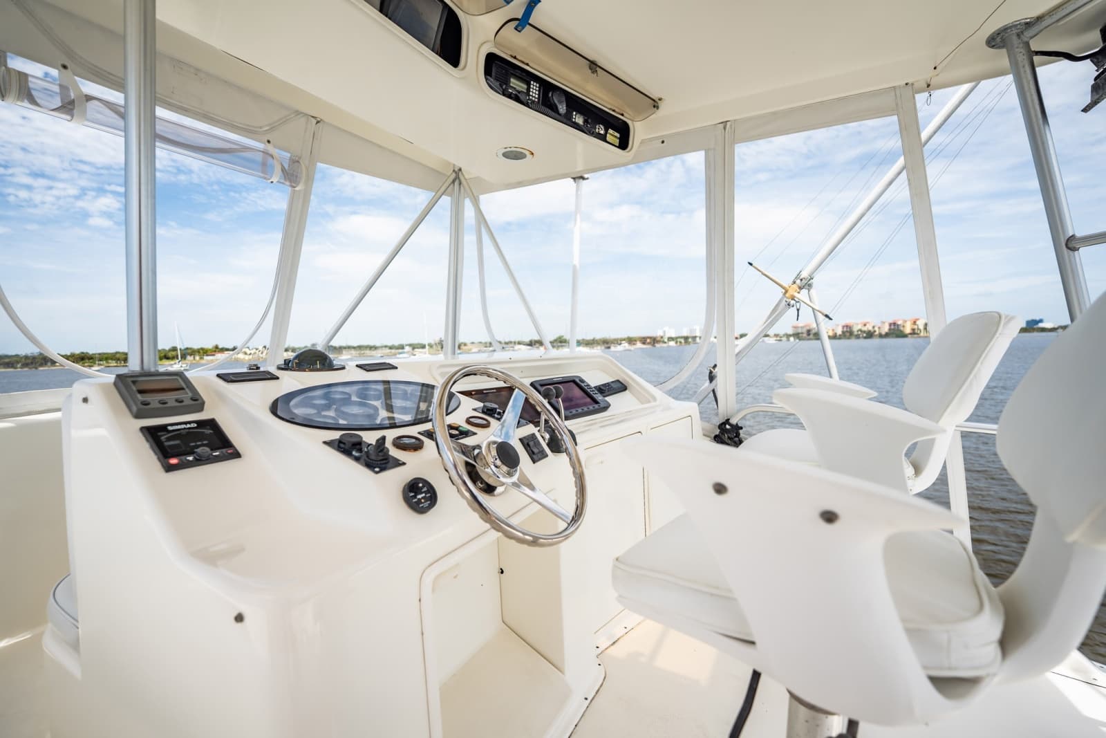 2000 Ocean Yachts 43 Super Sport