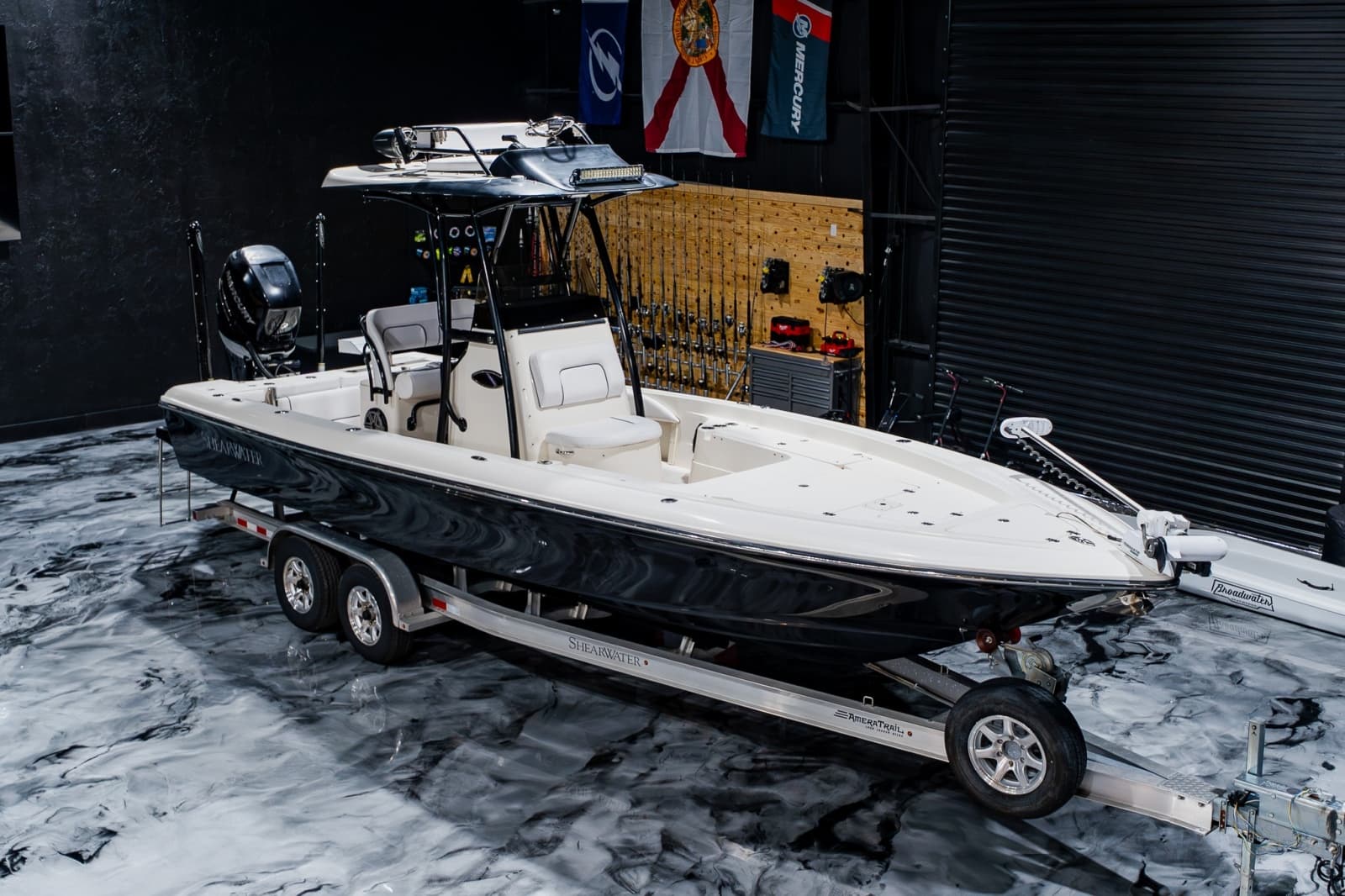 2019 ShearWater 270 Carolina