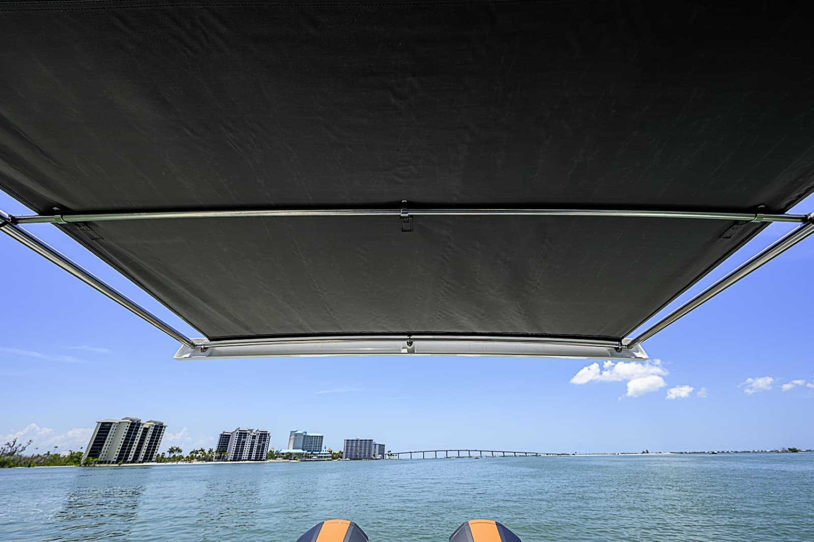 2024 Formula 387 Center Console Fish
