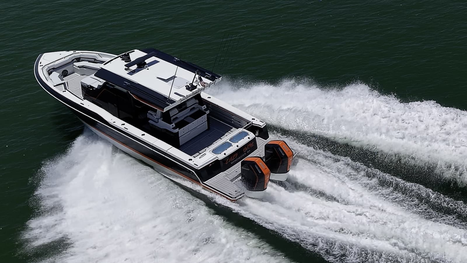 2024 Formula 387 Center Console Fish