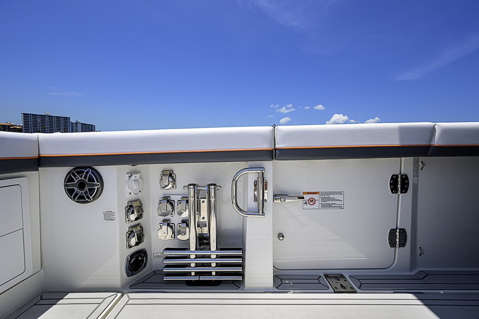 2024 Formula 387 Center Console Fish