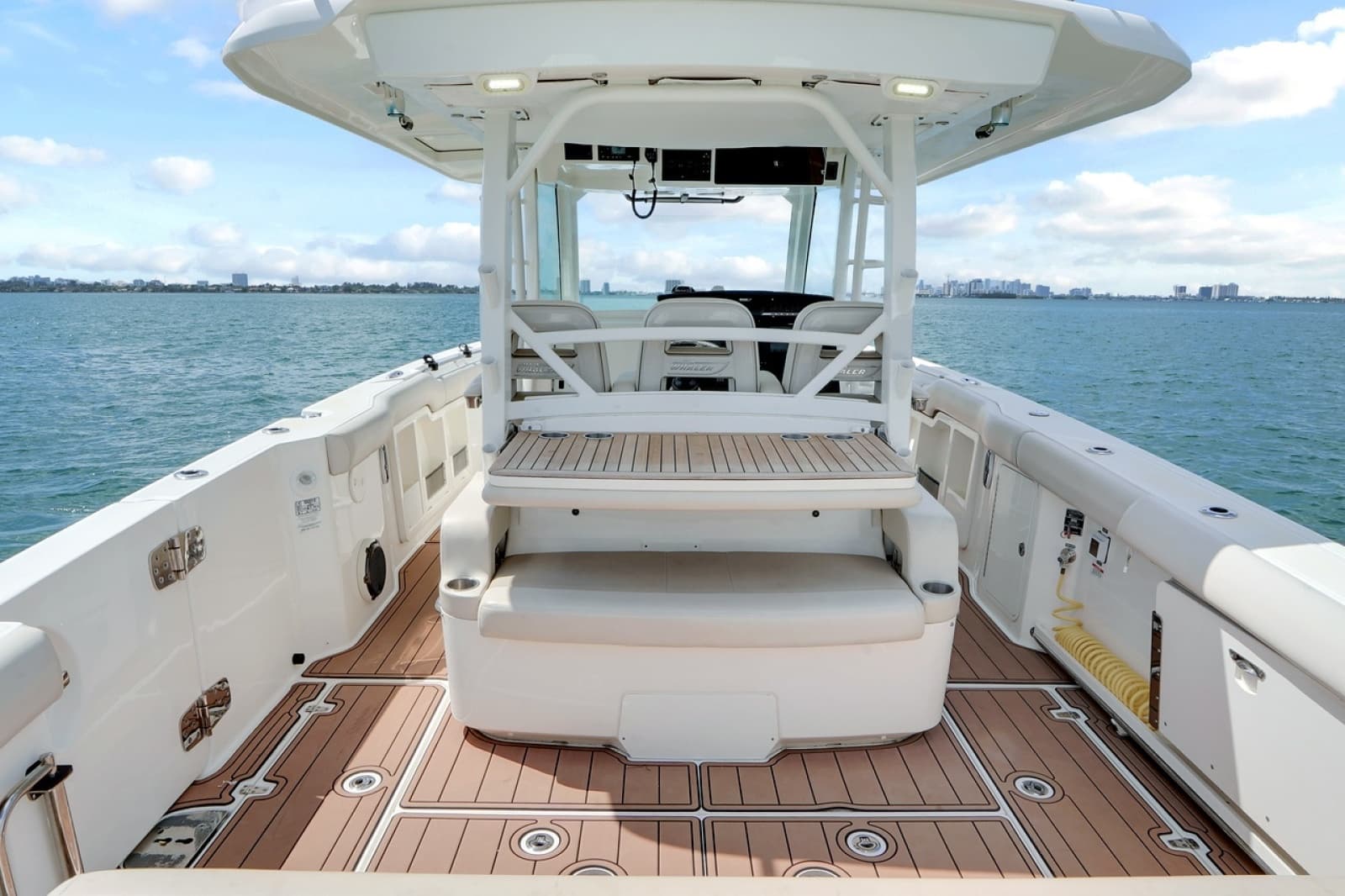 2020 Boston Whaler 380 Outrage