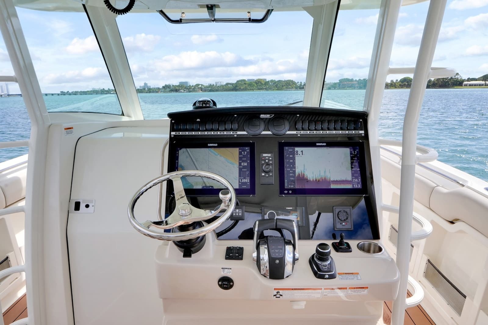 2020 Boston Whaler 380 Outrage