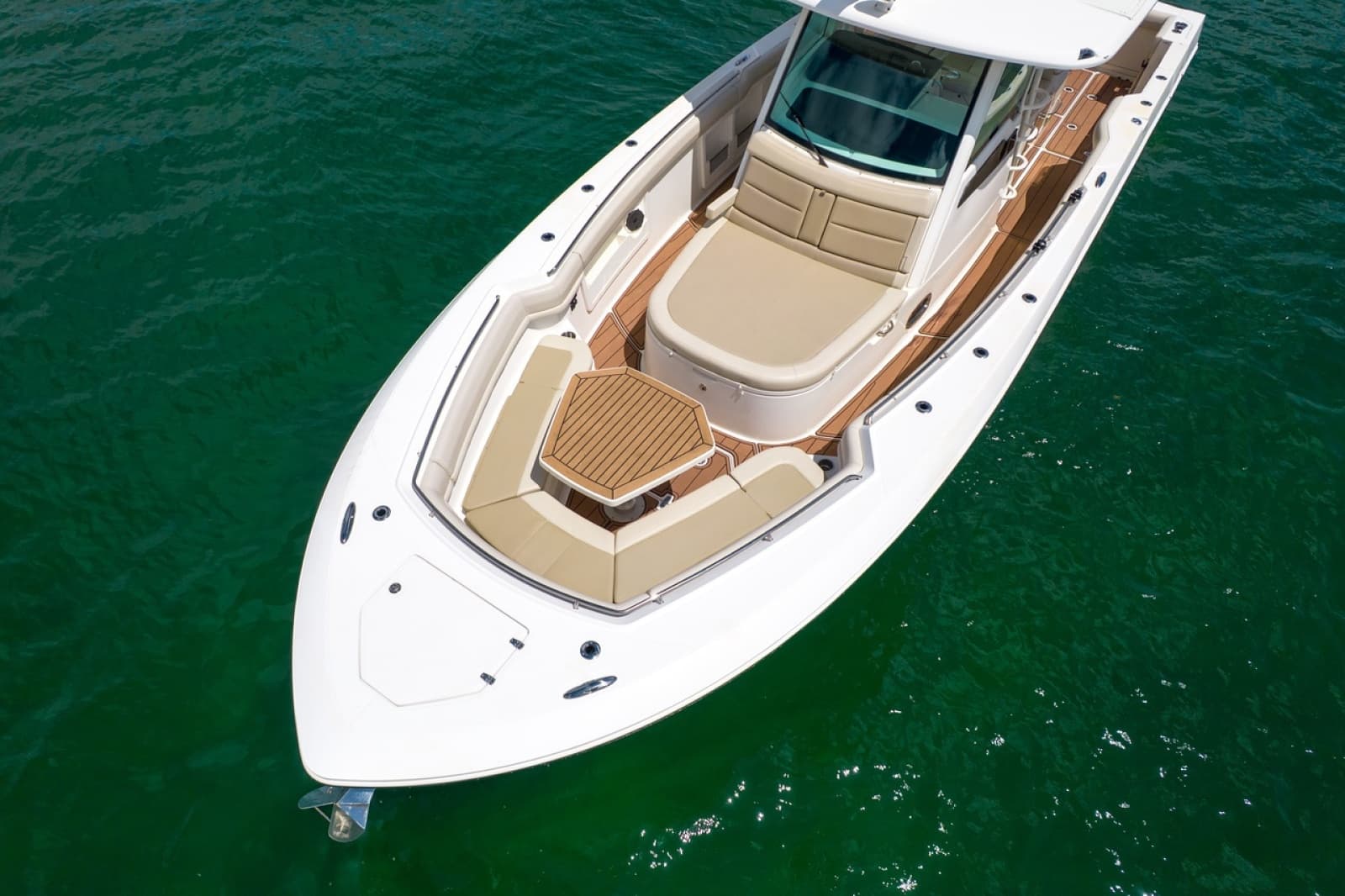 2020 Boston Whaler 380 Outrage