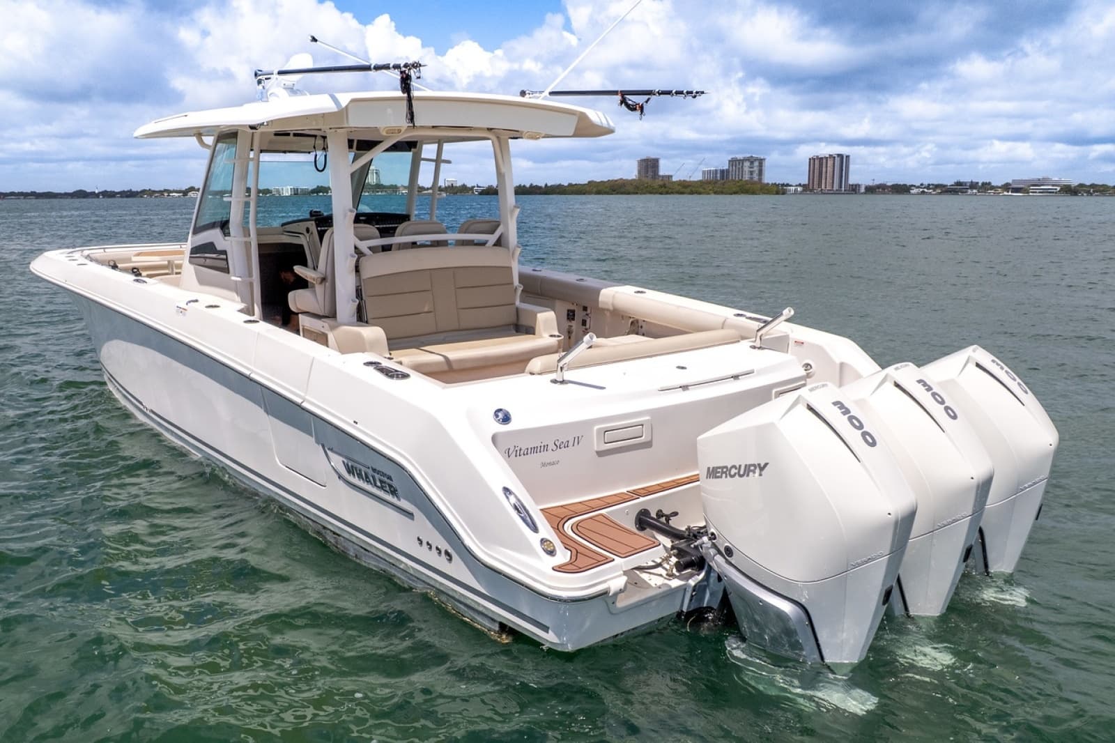2020 Boston Whaler 380 Outrage