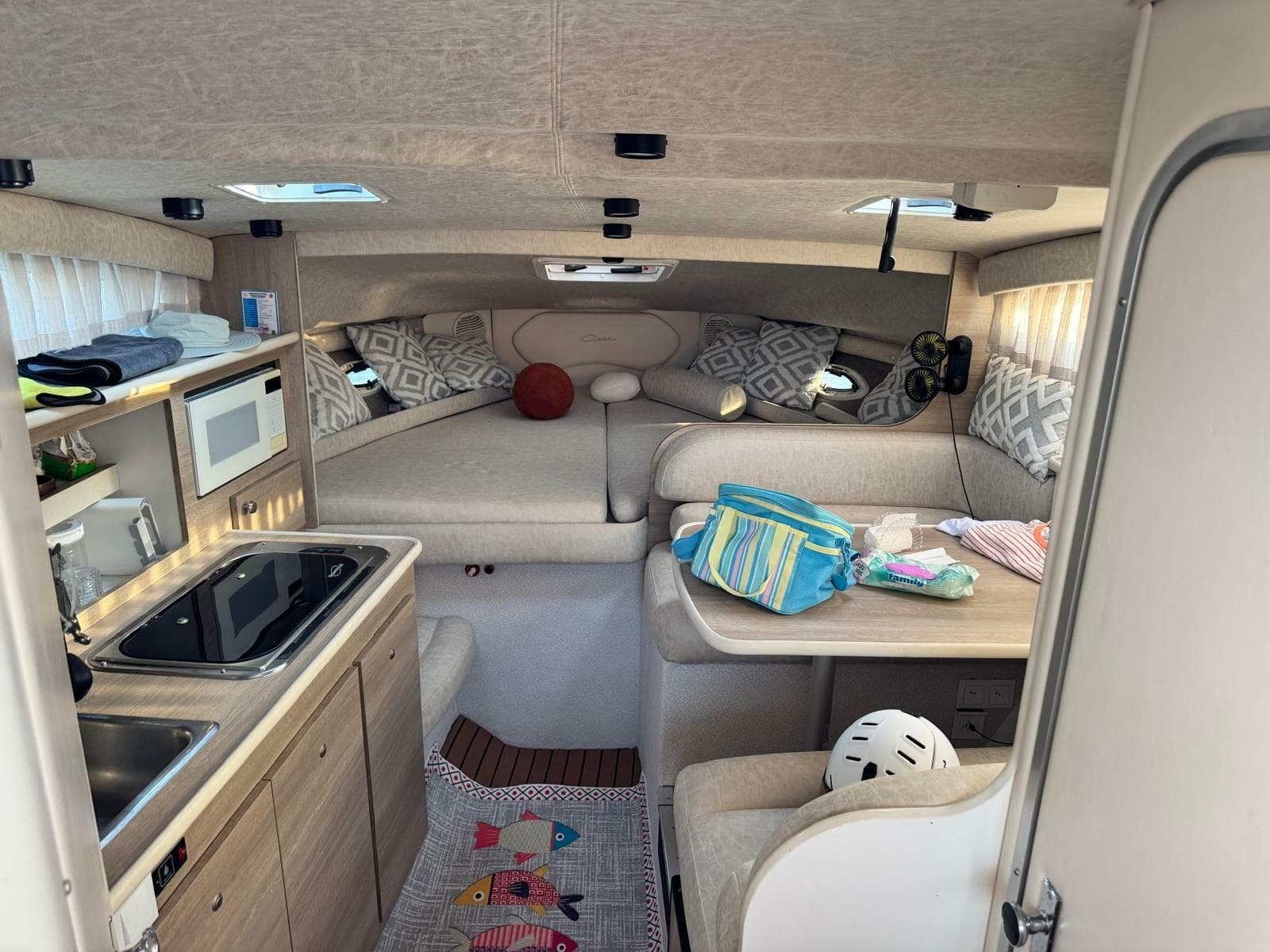 2001 Bayliner 2858