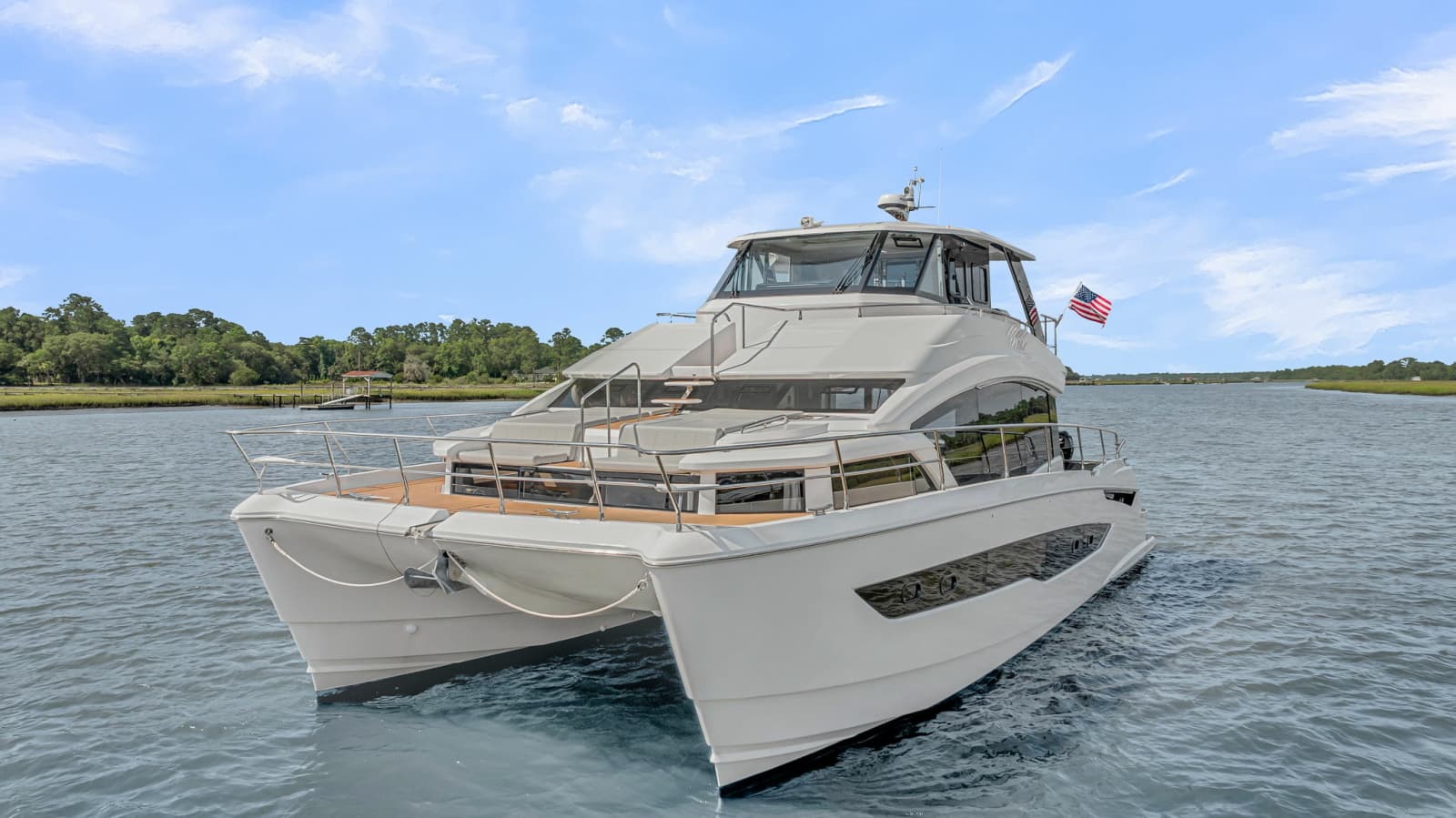 2025 Aquila 54 Yacht