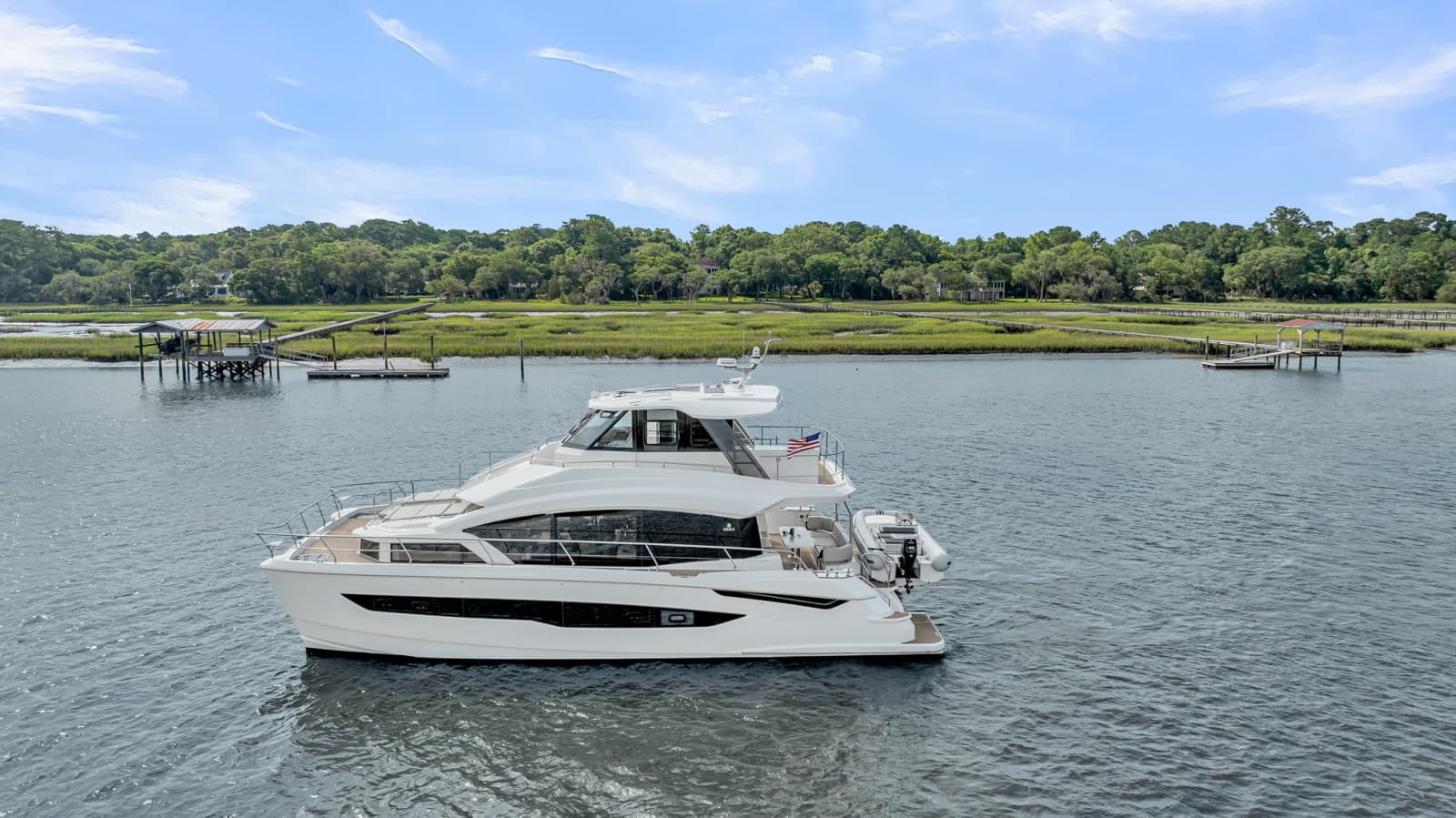 2025 Aquila 54 Yacht