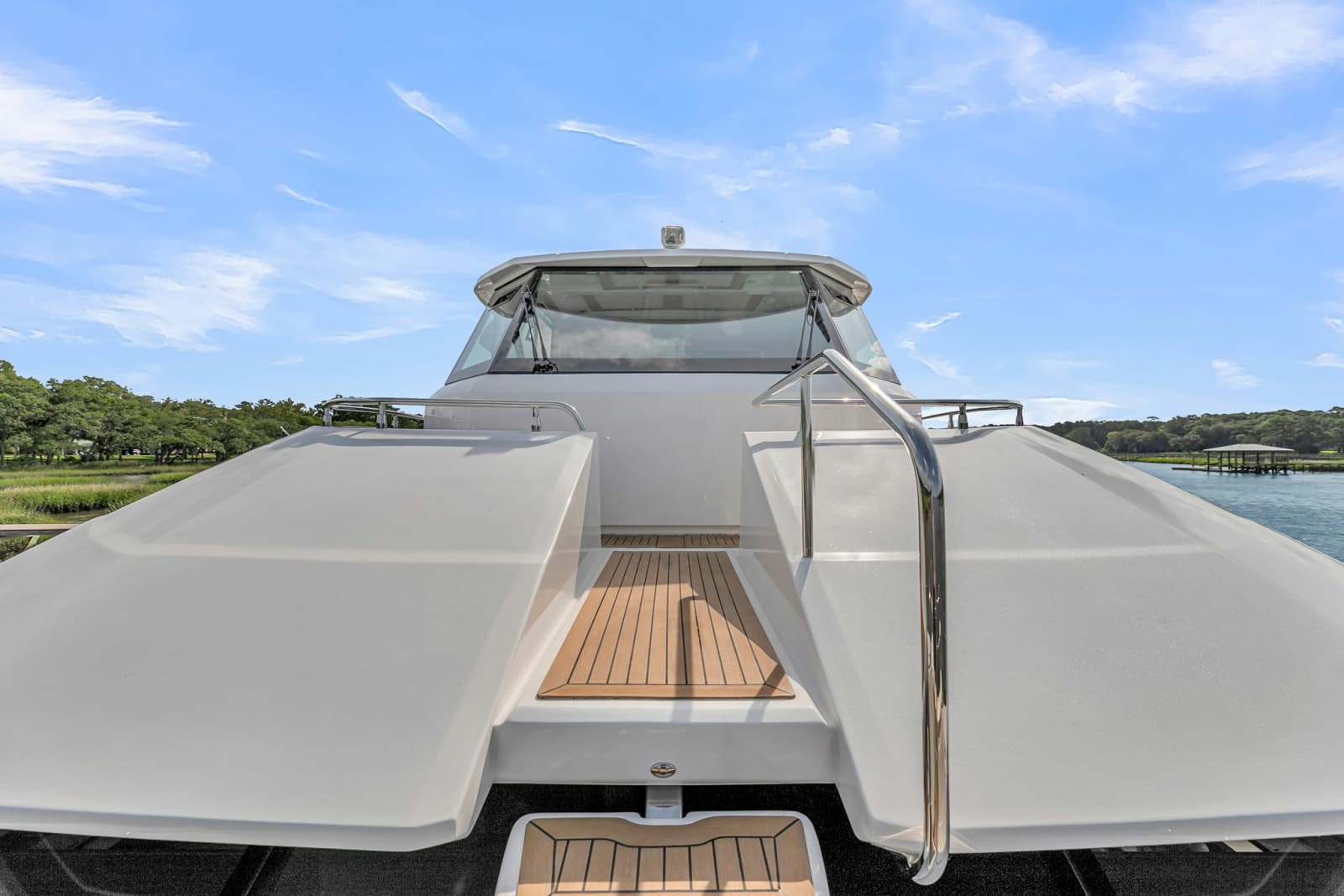 2025 Aquila 54 Yacht