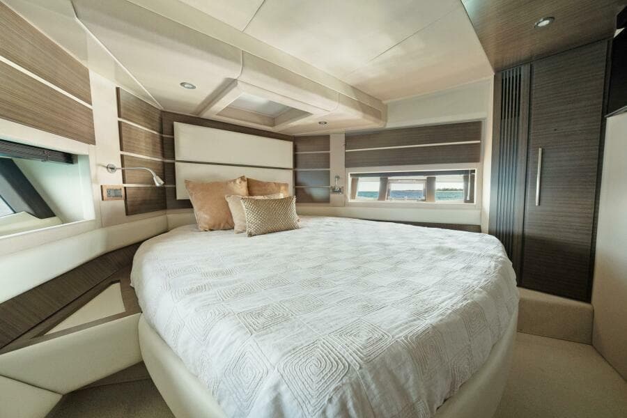 2017 Azimut 60 Flybridge