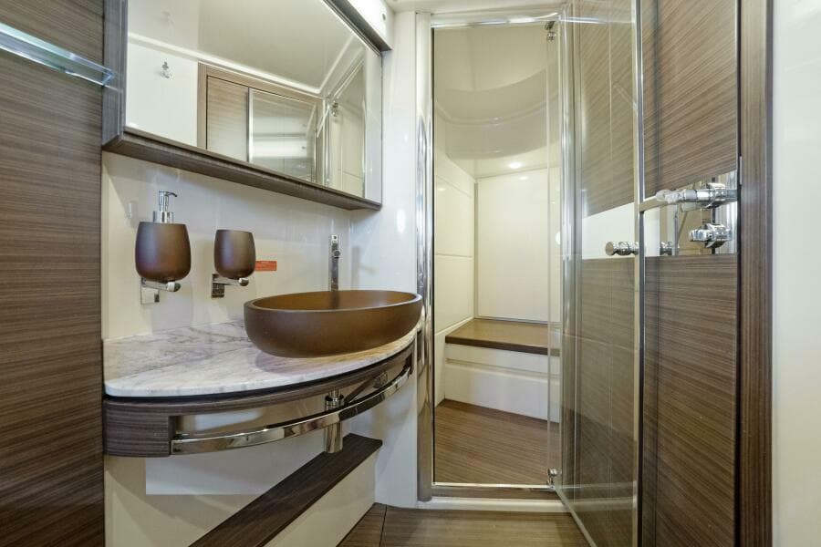 2017 Azimut 60 Flybridge