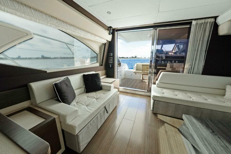 2017 Azimut 60 Flybridge