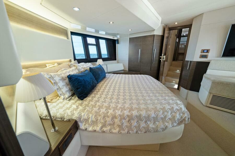 2017 Azimut 60 Flybridge