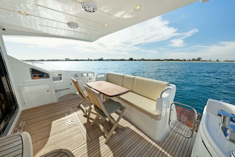 2017 Azimut 60 Flybridge