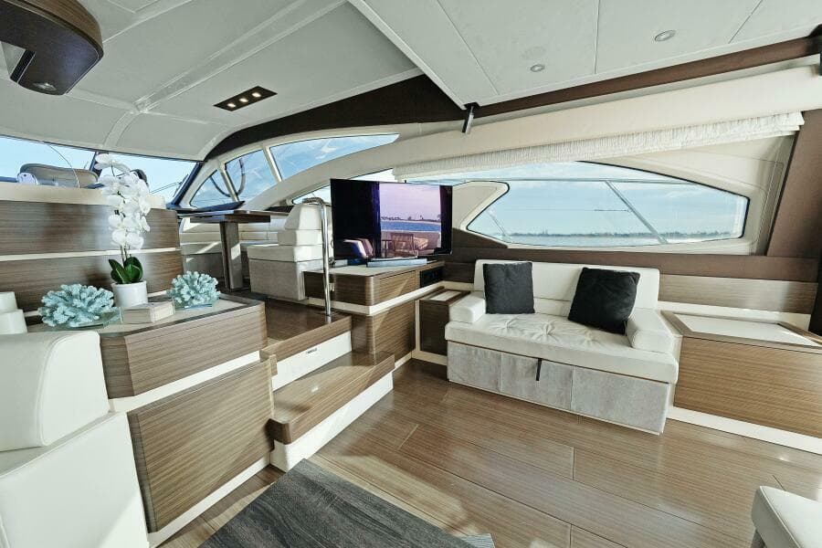 2017 Azimut 60 Flybridge