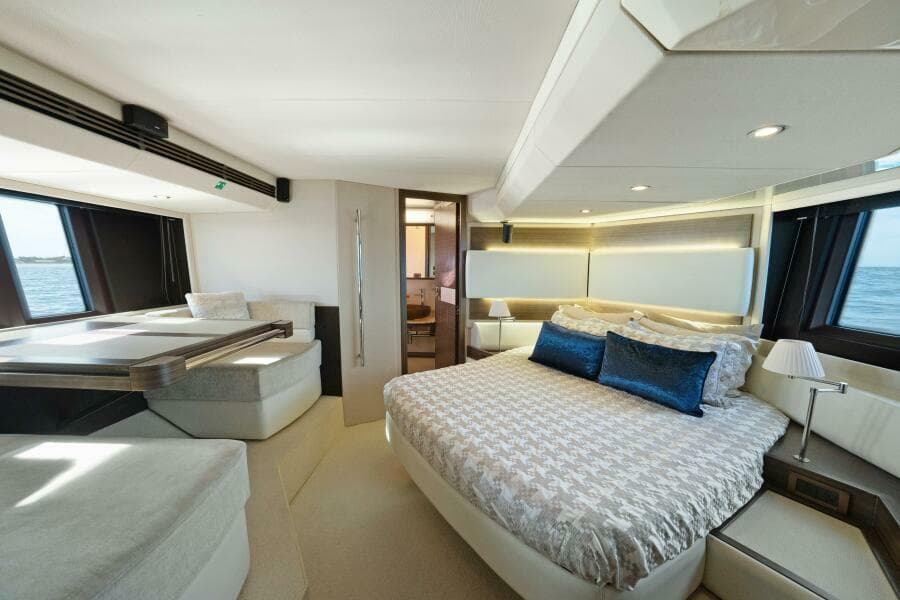 2017 Azimut 60 Flybridge