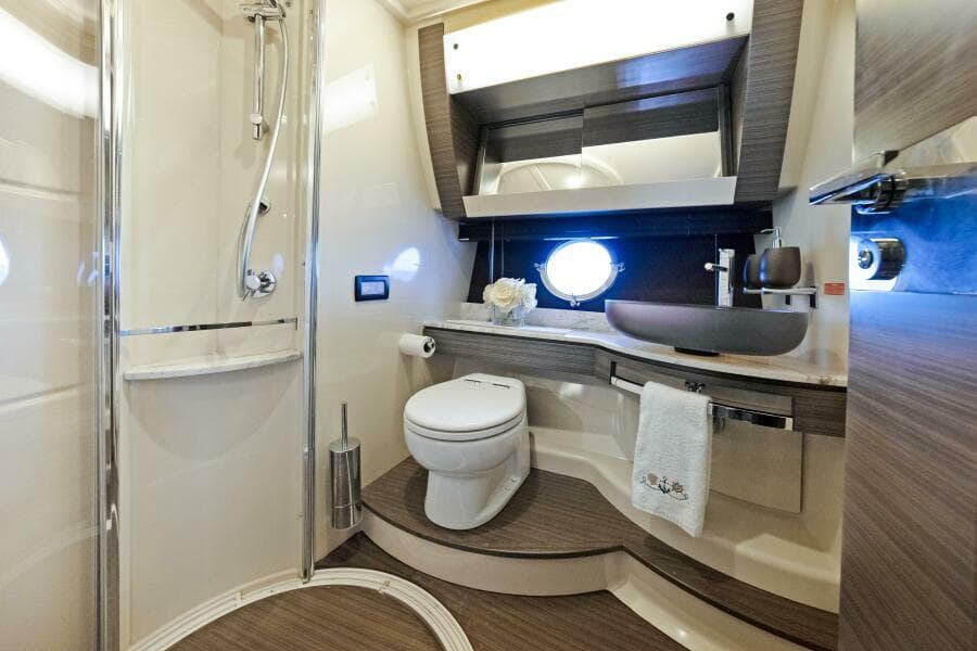 2017 Azimut 60 Flybridge
