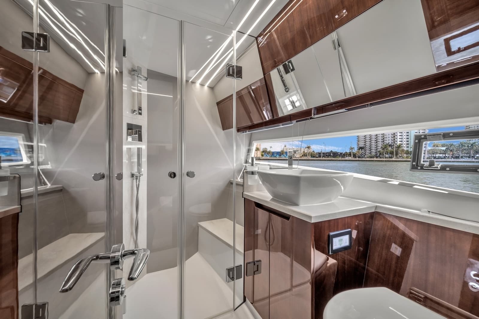 2023 Galeon 425 HTS