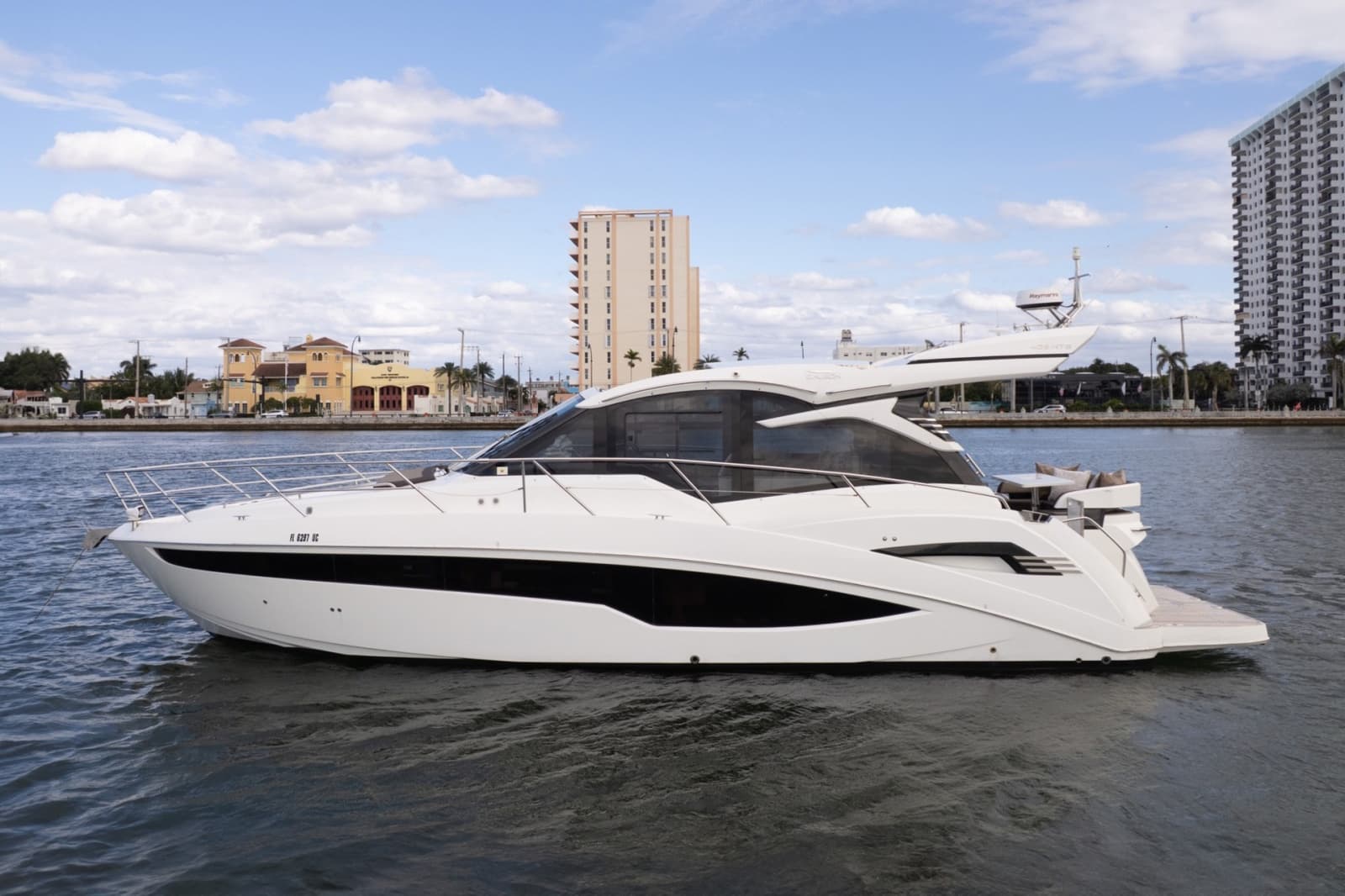 2023 Galeon 425 HTS