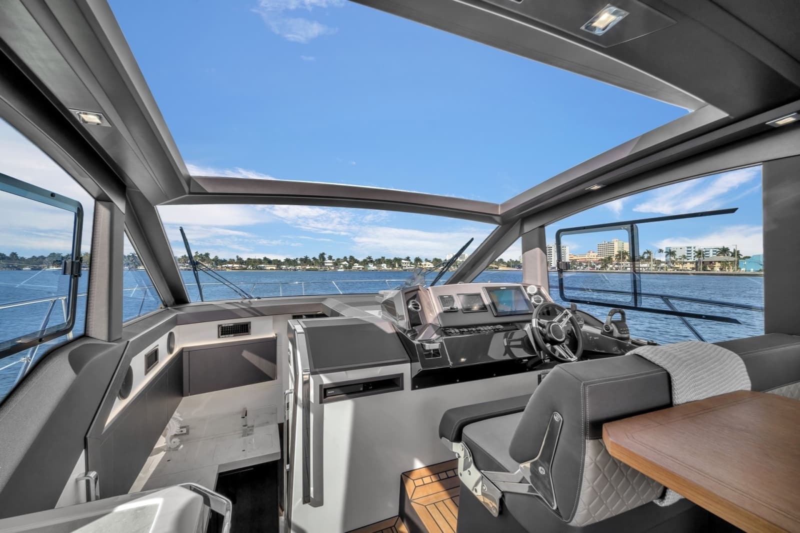 2023 Galeon 425 HTS