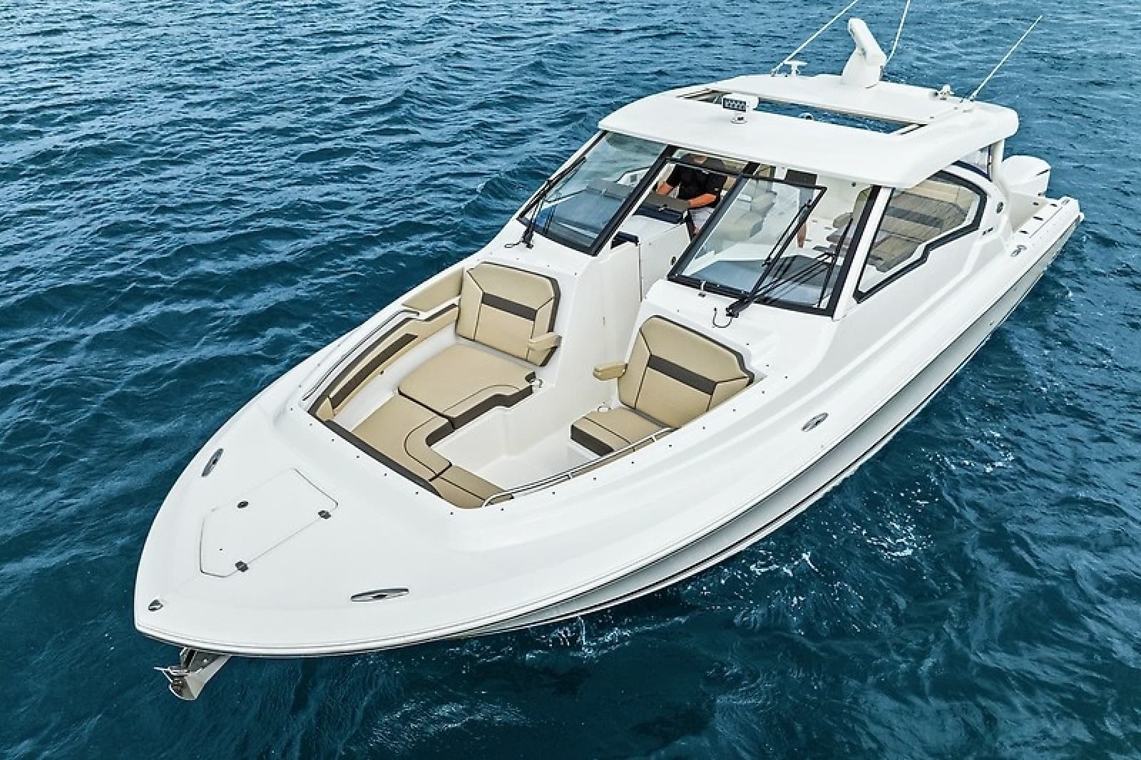 2021 Pursuit 365 Dual Console