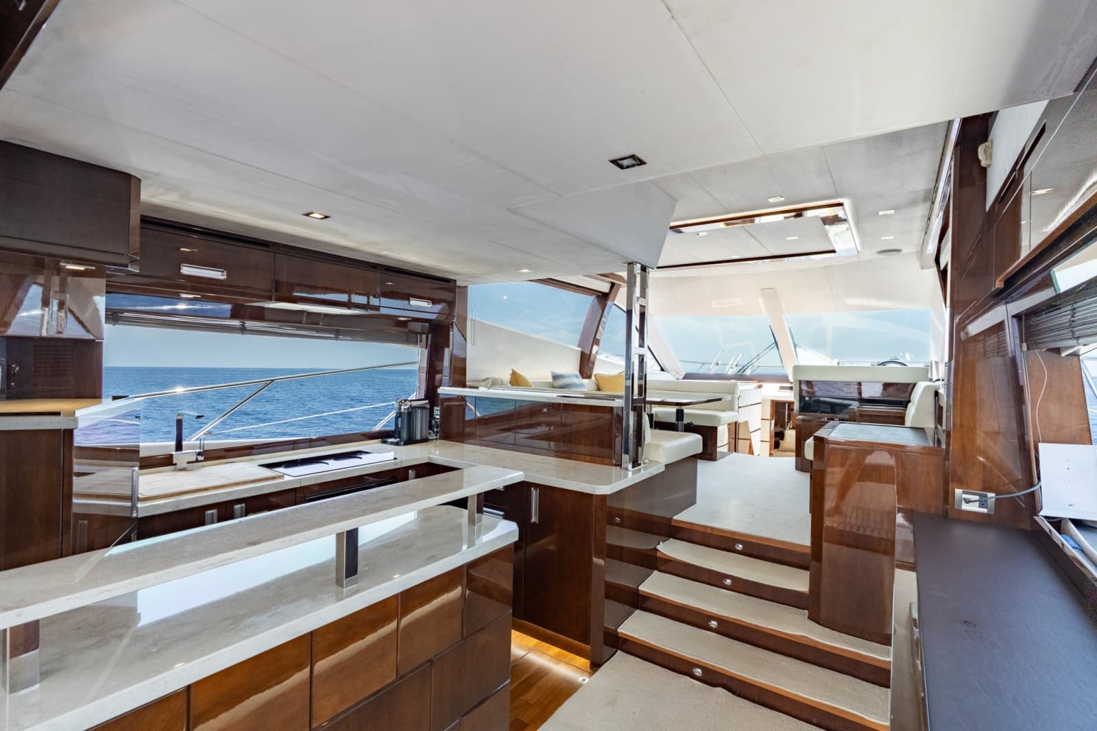 2017 Galeon 550 Fly